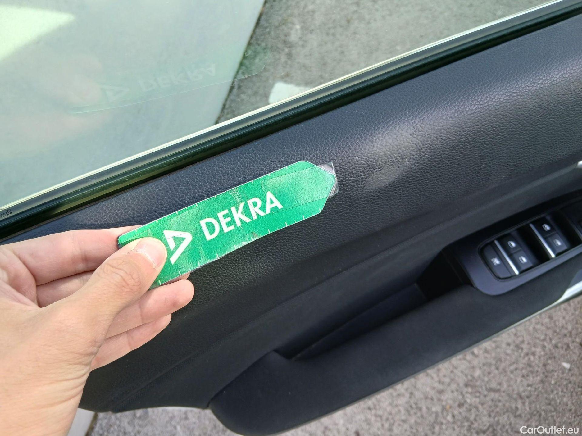  KIA  Cee'd KIA Ceed / 2021 / 5P / berlina con portón 1.6 MHEV iMT 100kW (136CV) Drive #11