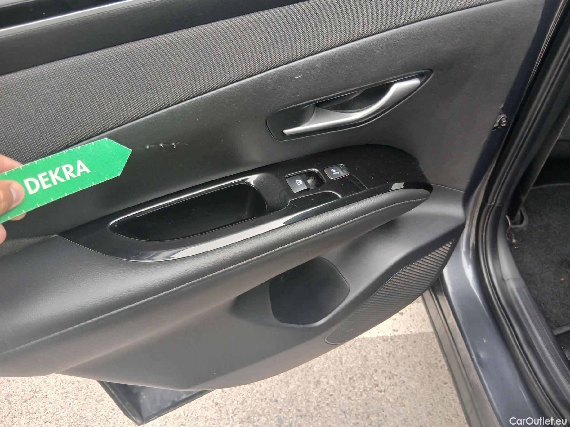  Hyundai  Tucson HYUNDAI  / 2020 / 5P / todoterreno 1.6 CRDI 100kW (136CV) 48V Tecno DCT 2C #6