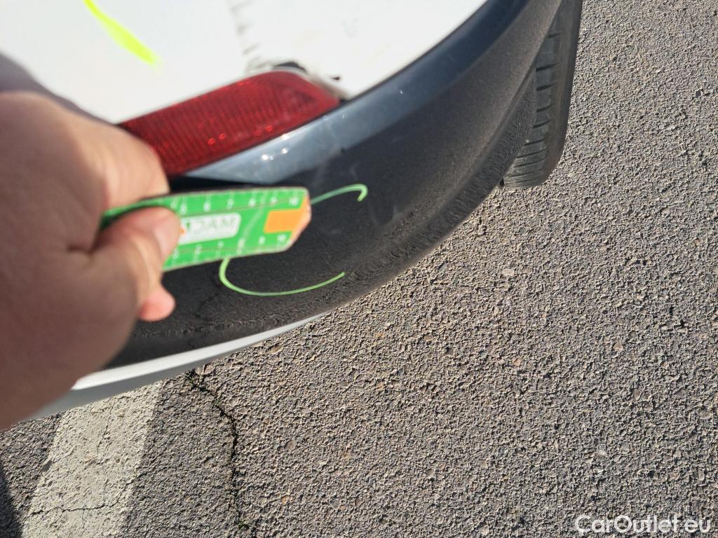  Audi  Q2 AUDI  / 2016 / 5P / todoterreno Design 35 TFSI 110kW (150CV) S tronic #13