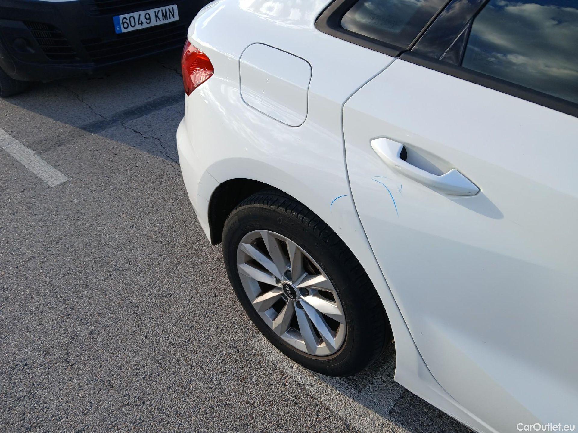  Audi  A3 AUDI  / 2020 / 5P / berlina con portón Sportback 30 TFSI 81kW (110CV) S tronic #29