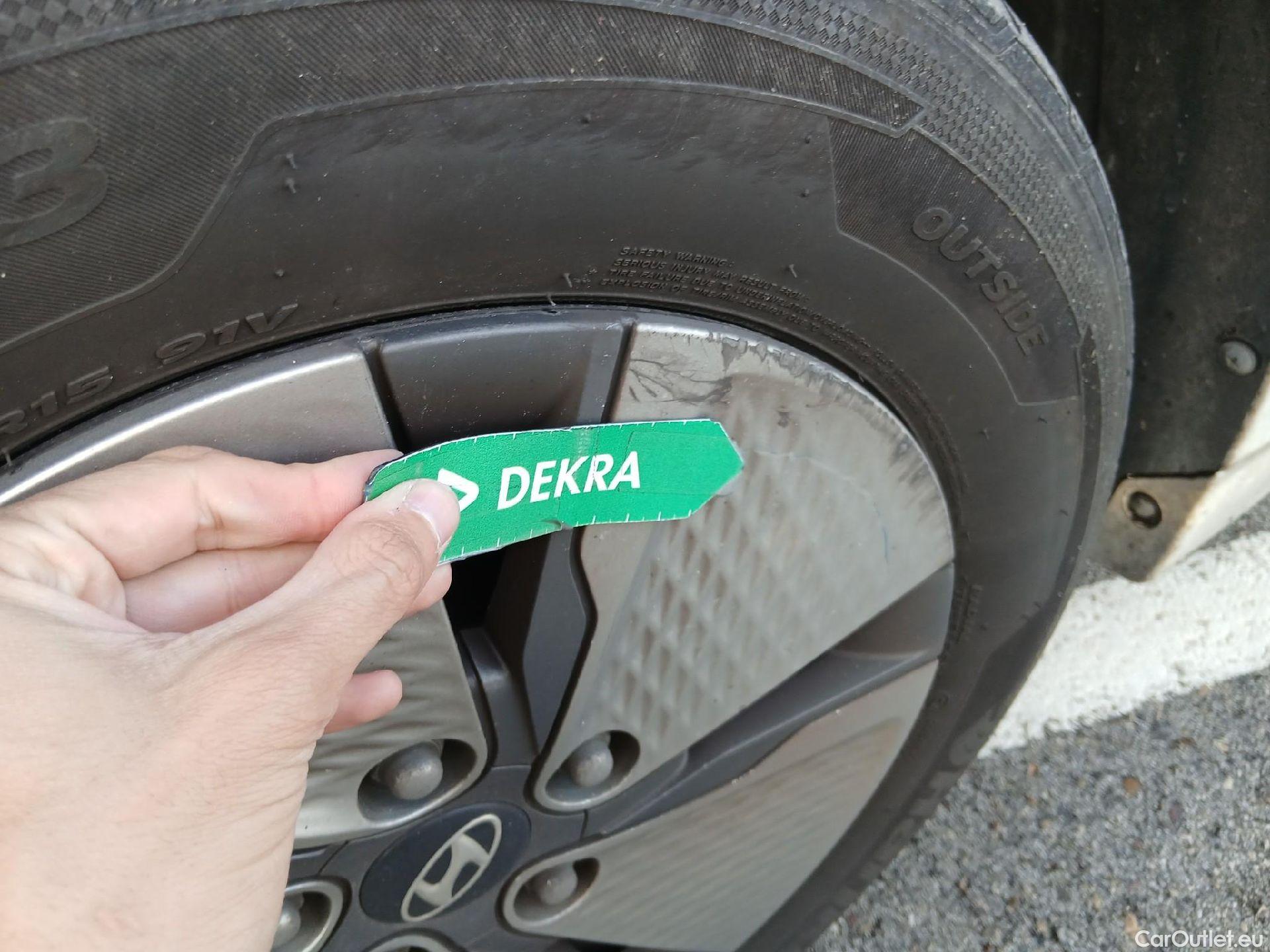  Hyundai   Ioniq HYUNDAI / 2019 / 5P / berlina con portón 1.6 GDI HEV Klass DCT #11