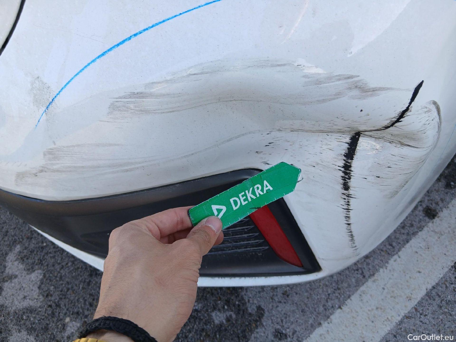  Hyundai   Ioniq HYUNDAI / 2019 / 5P / berlina con portón 1.6 GDI HEV Klass DCT #28