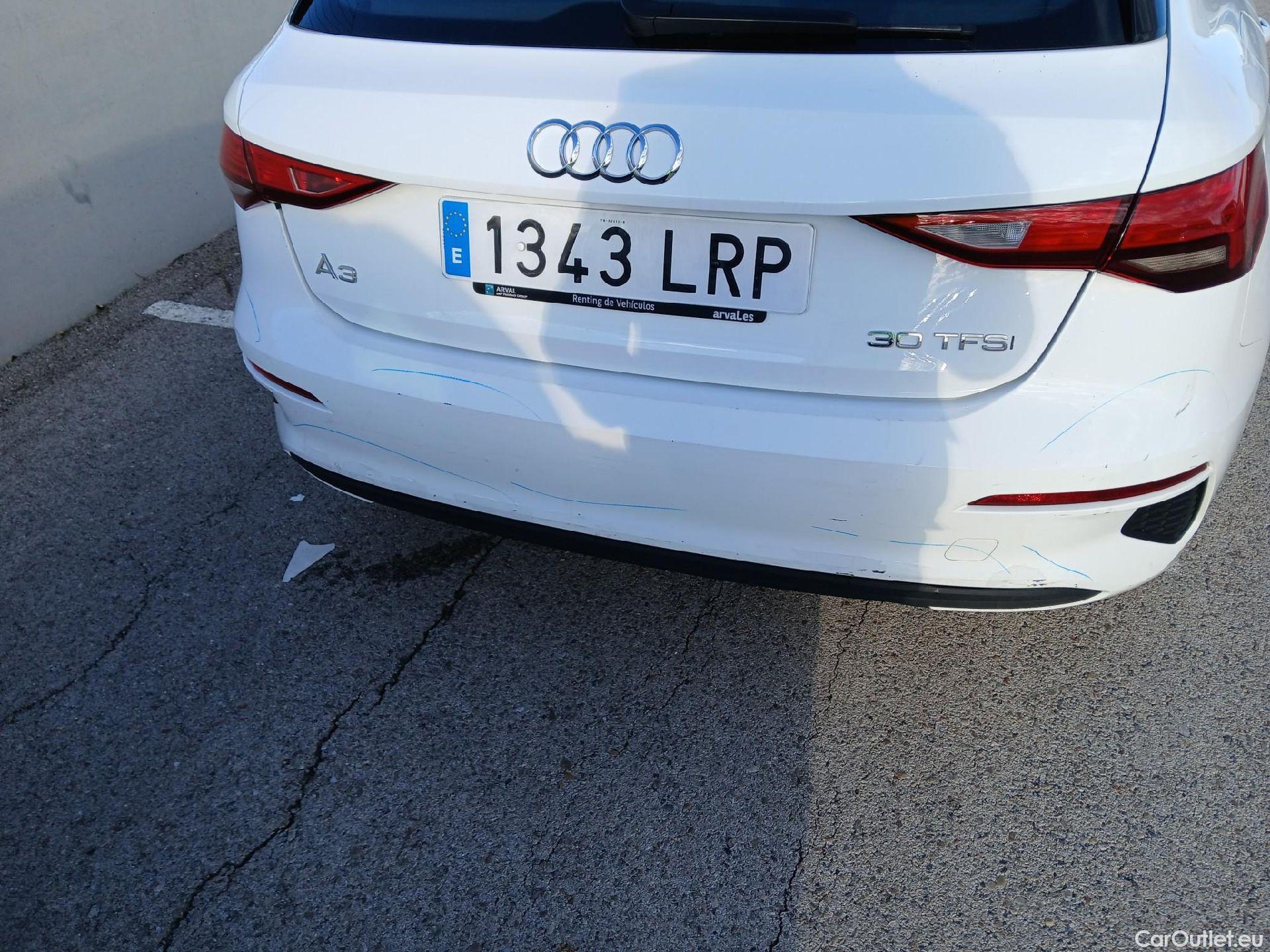  Audi  A3 AUDI  / 2020 / 5P / berlina con portón Sportback 30 TFSI 81kW (110CV) S tronic #26