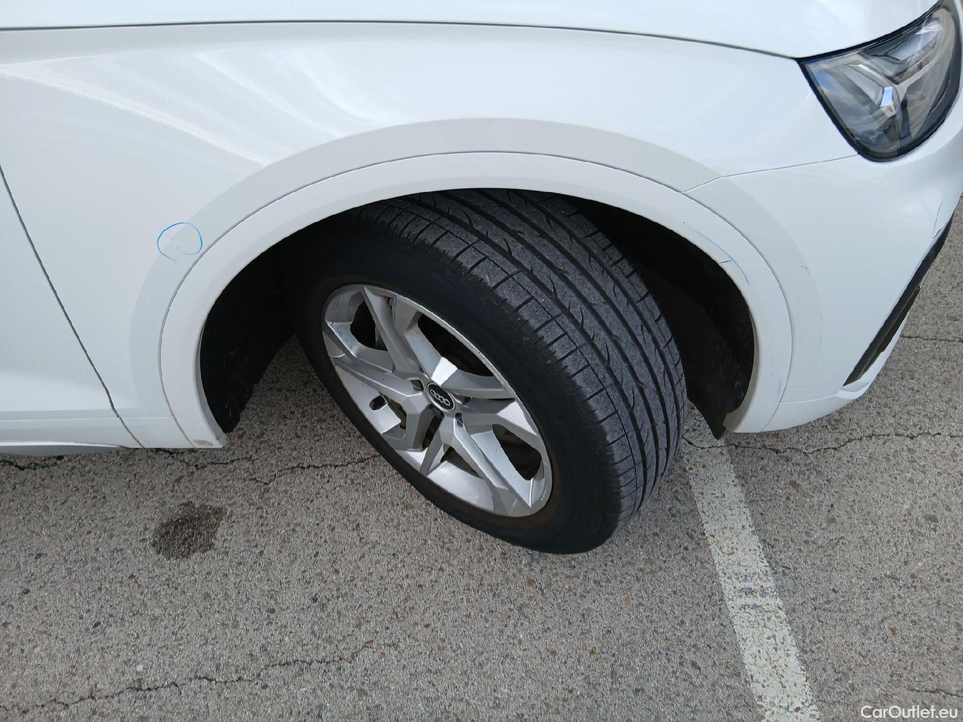  Land Rover  Discovery AUDI Q5 / 2020 / 5P / todoterreno Advanced 35 TDI 120kW S tronic (AC2) #38