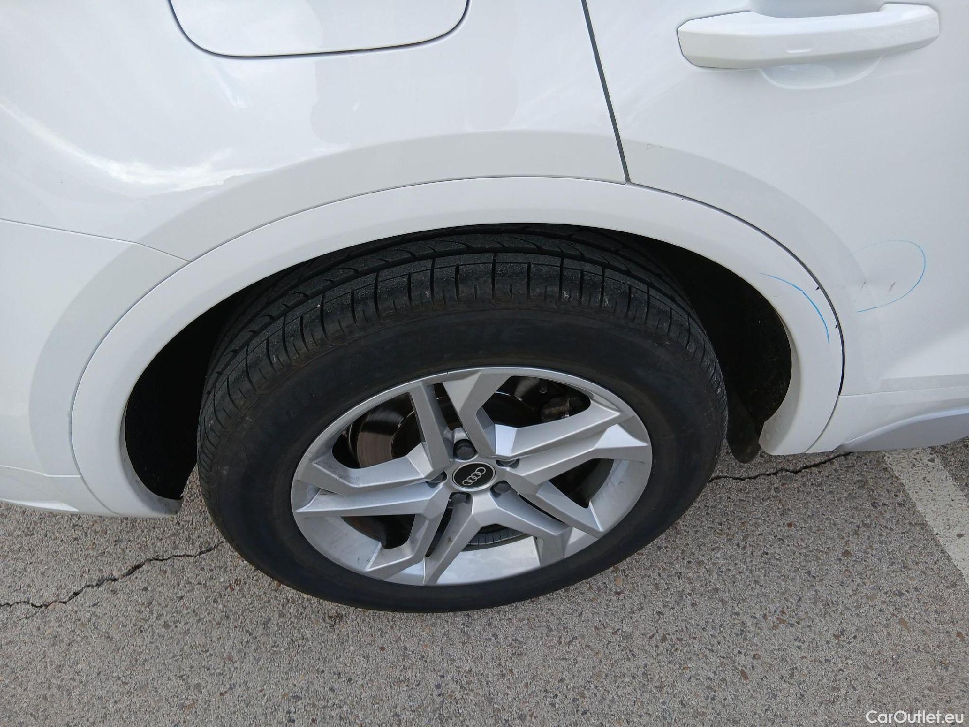  Land Rover  Discovery AUDI Q5 / 2020 / 5P / todoterreno Advanced 35 TDI 120kW S tronic (AC2) #33