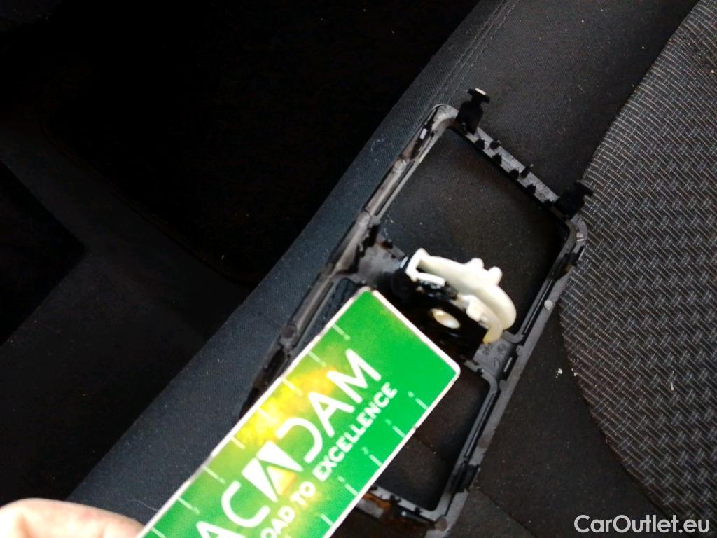  Bmw  X1 BMW  / 2019 / 5P / todoterreno sDrive16d Business #5