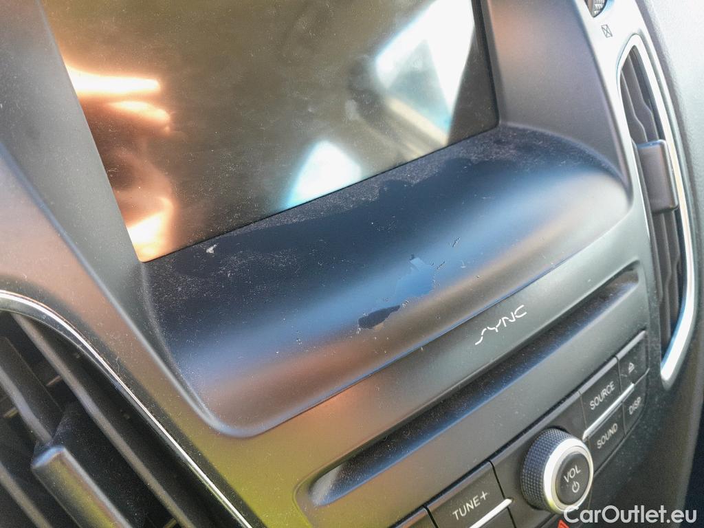  Ford  Focus FORD  5p 3G berlina con portón 1.5 TDCi E6 88kW (120CV) Trend+ #11