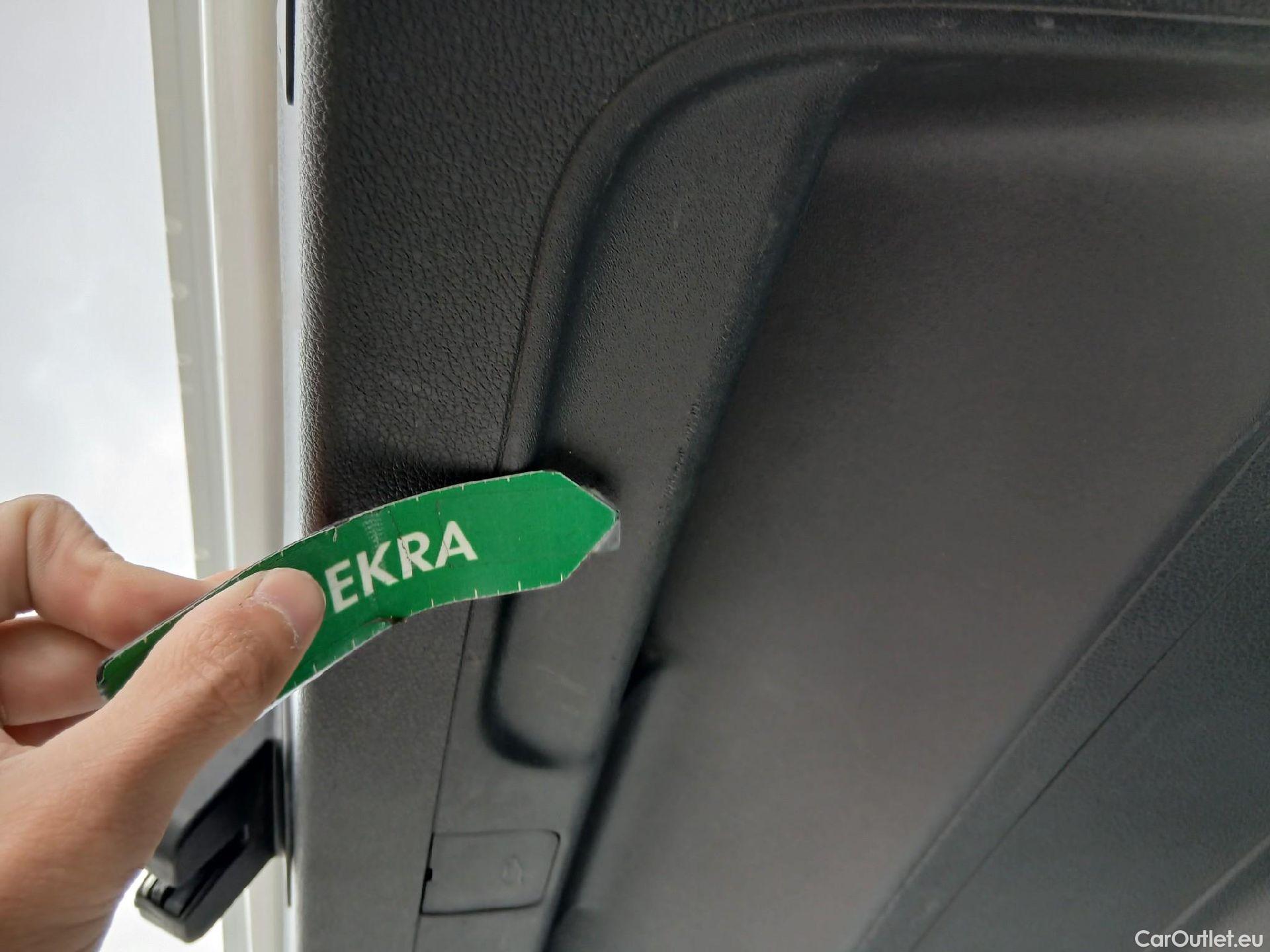  Land Rover  Discovery AUDI Q5 / 2020 / 5P / todoterreno Advanced 35 TDI 120kW S tronic (AC2) #28