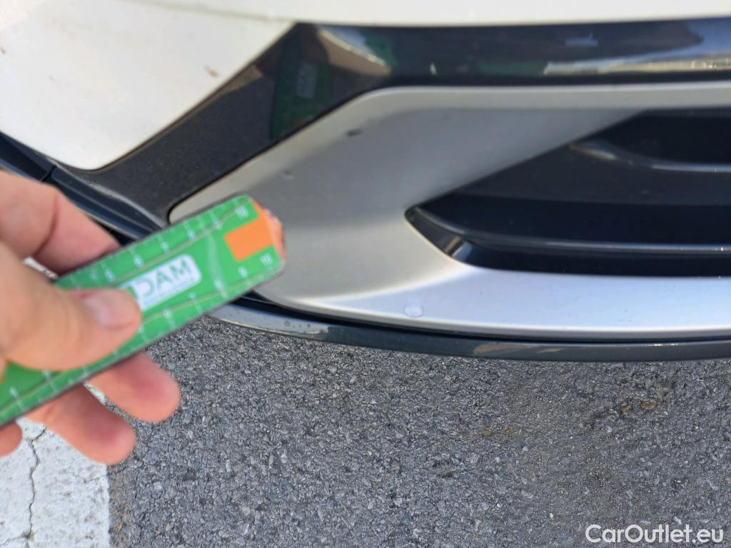  Audi  Q2 AUDI  / 2016 / 5P / todoterreno Design 35 TFSI 110kW (150CV) S tronic #38