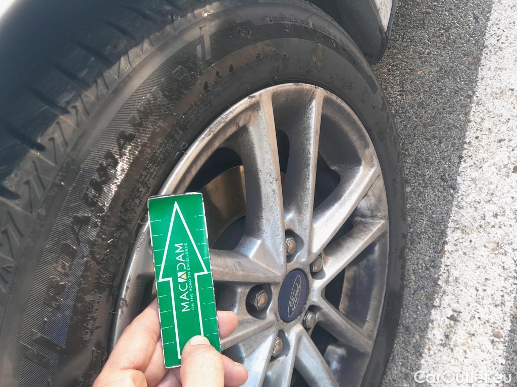  Ford  Focus FORD  5p 3G berlina con portón 1.5 TDCi E6 88kW (120CV) Trend+ #16