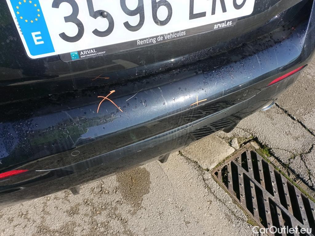  Bmw  Serie 1 BMW  / 2019 / 5P / berlina con portón 118d #14