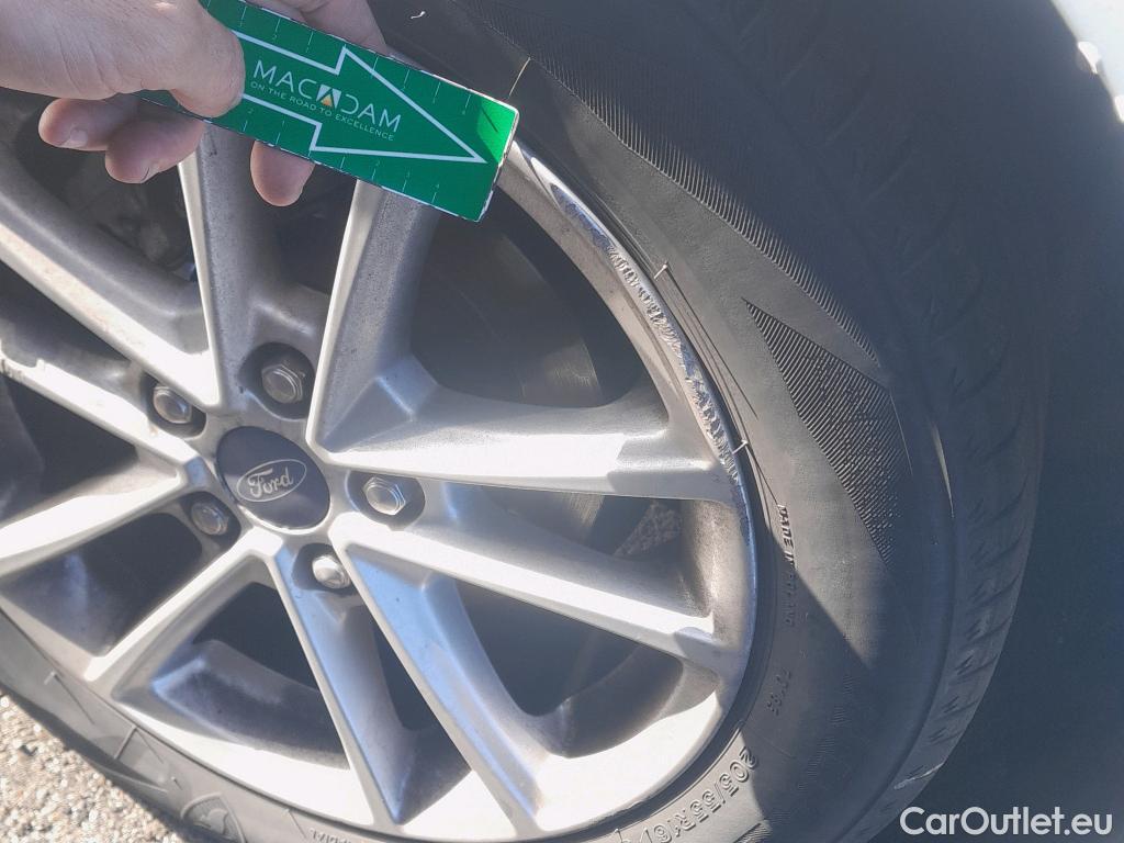  Ford  Focus FORD  5p 3G berlina con portón 1.5 TDCi E6 88kW (120CV) Trend+ #17