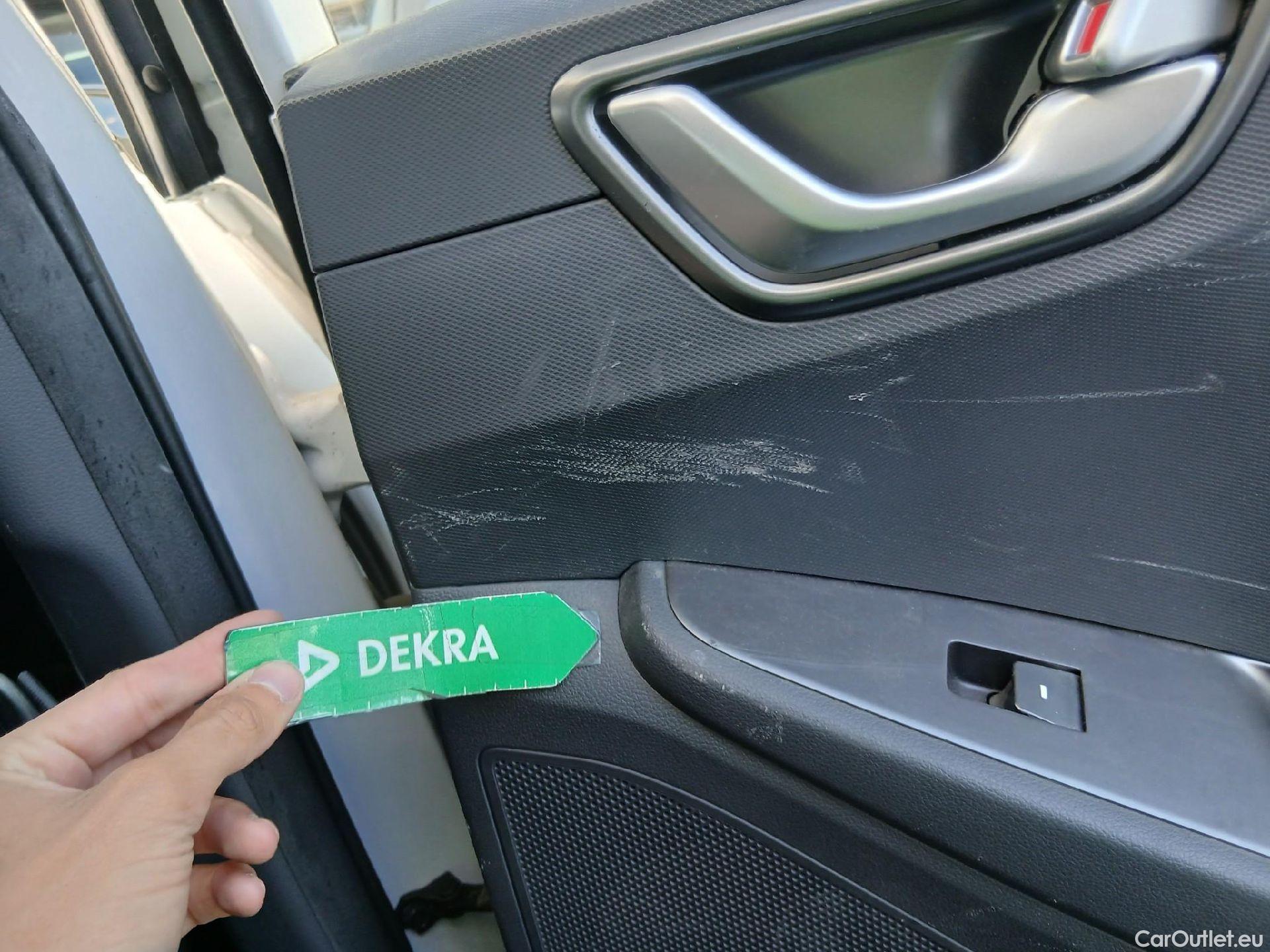  Hyundai   Ioniq HYUNDAI / 2019 / 5P / berlina con portón 1.6 GDI HEV Klass DCT #43