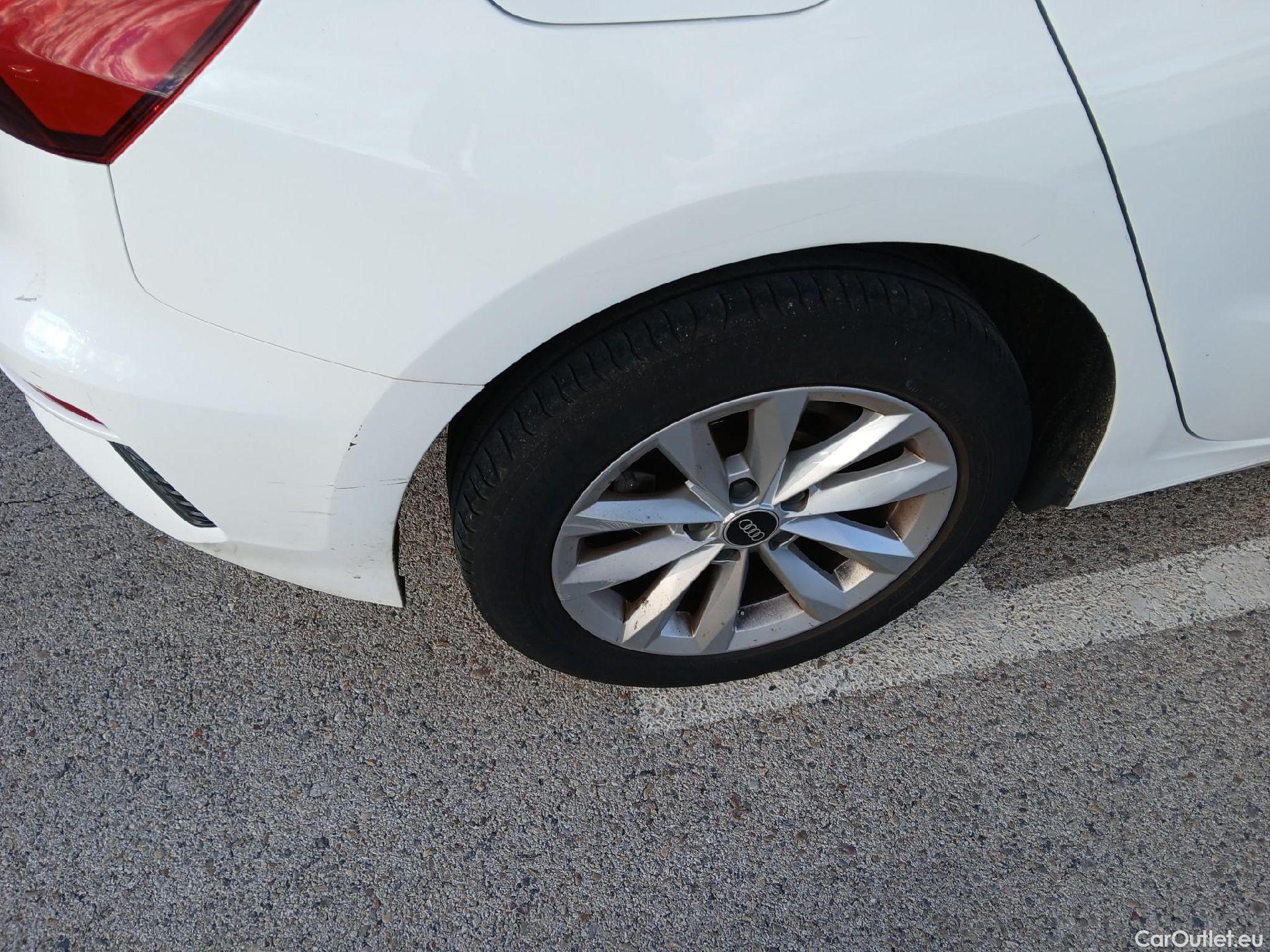  Audi  A3 AUDI  / 2020 / 5P / berlina con portón Sportback 30 TFSI 81kW (110CV) S tronic #6