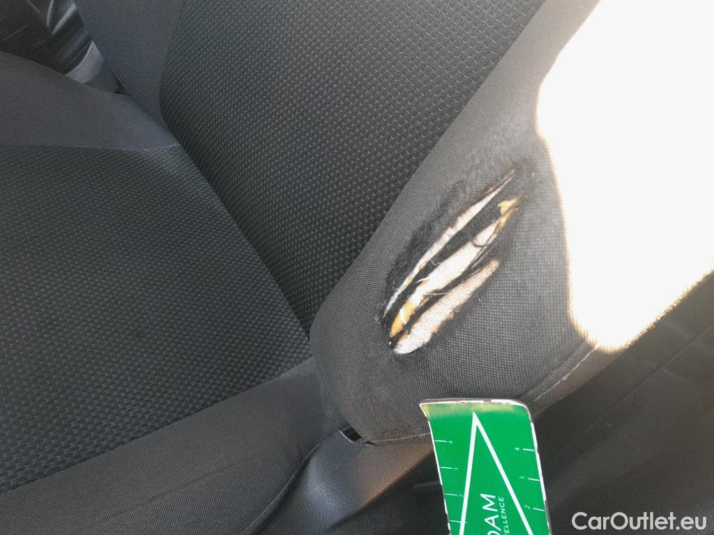  Ford  Focus FORD  5p 3G berlina con portón 1.5 TDCi E6 88kW (120CV) Trend+ #6