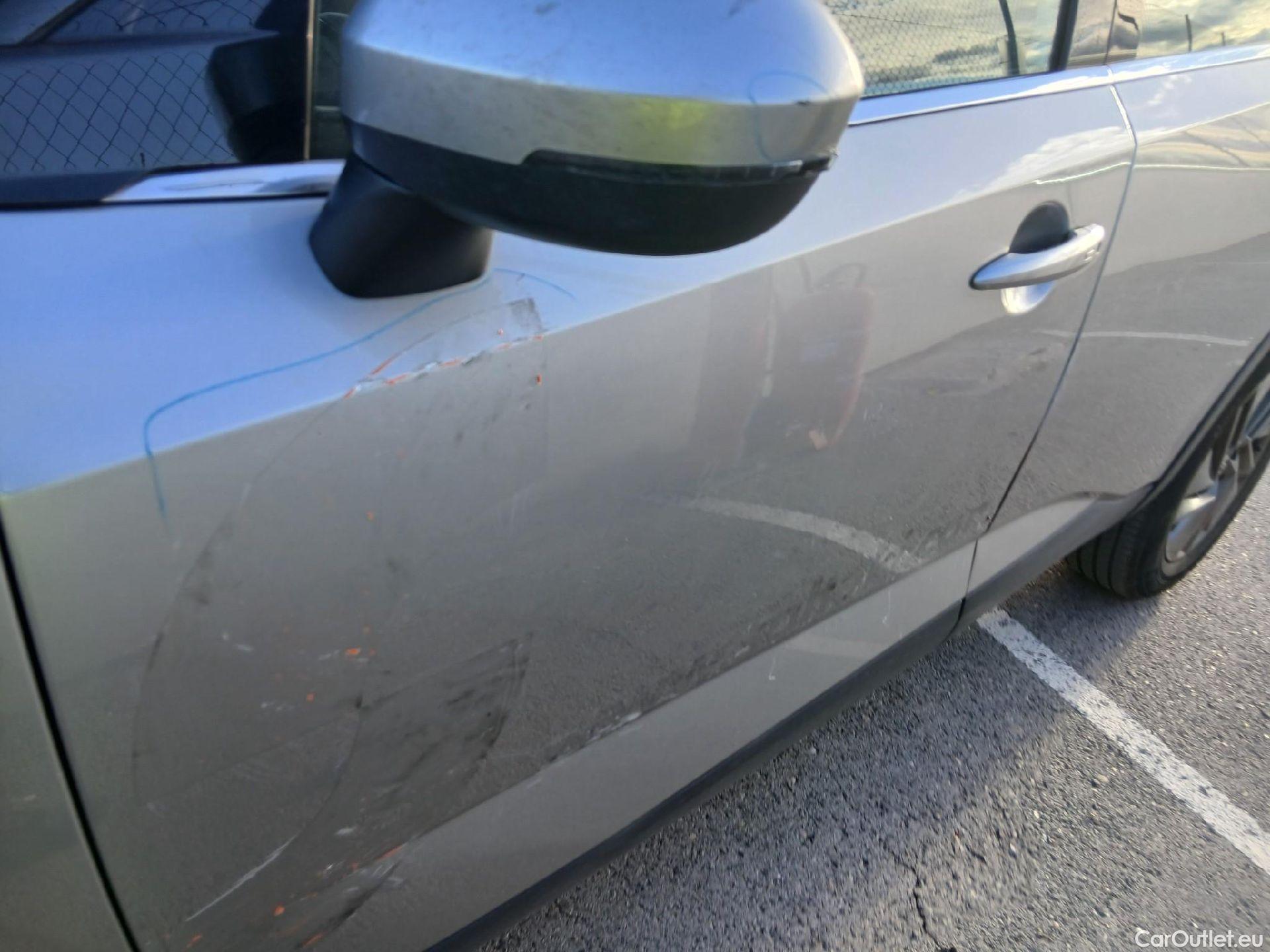  Nissan  Qashqai NISSAN  / 2021 / 5P / todoterreno DIG-T 103kW (140CV) mHEV 4x2 Acenta #14