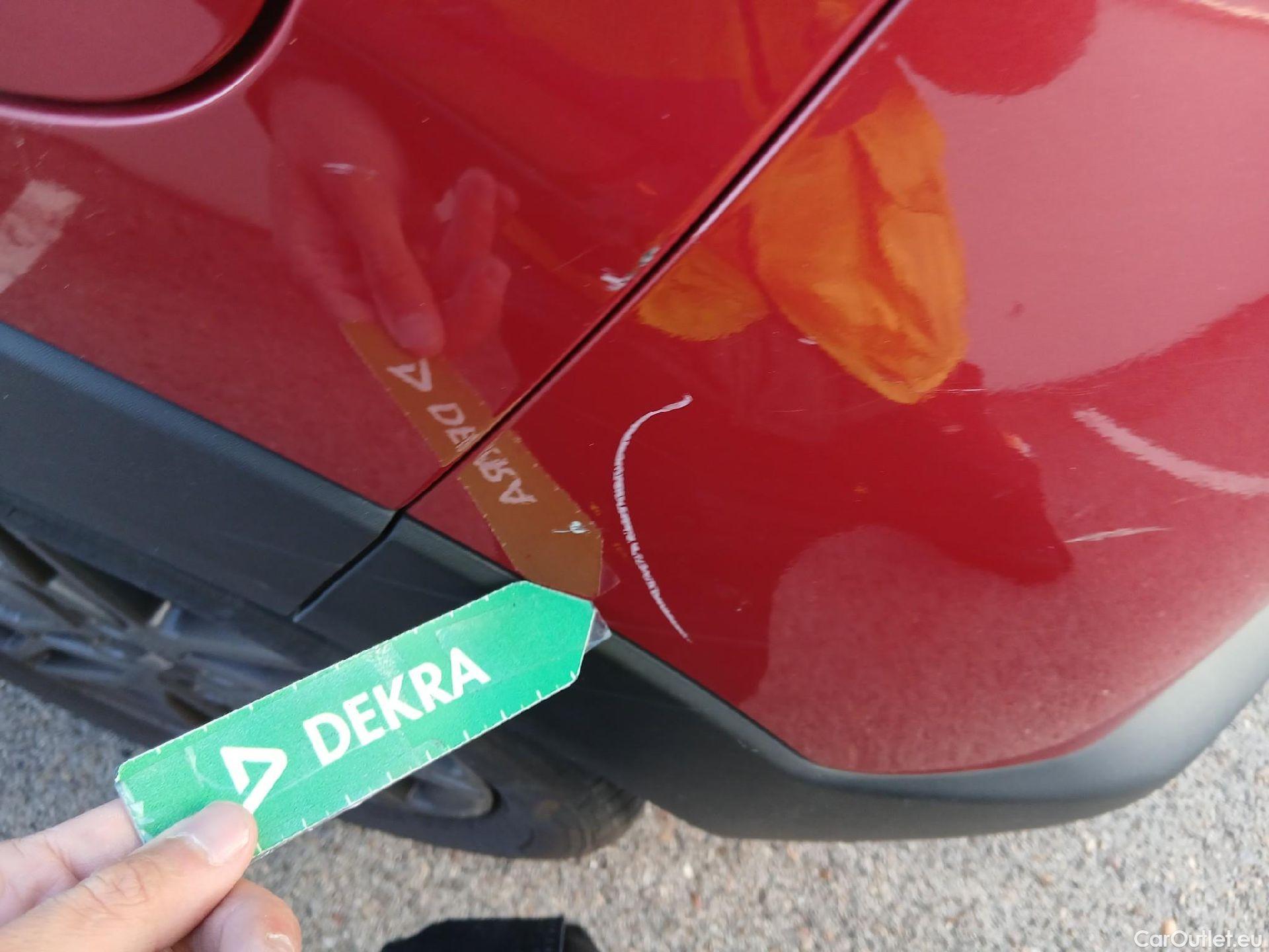  KIA  STONIC KIA  / 2017 / 5P / todoterreno 1.0 T-GDi 88kW (120CV) Black Edition(SP) #24