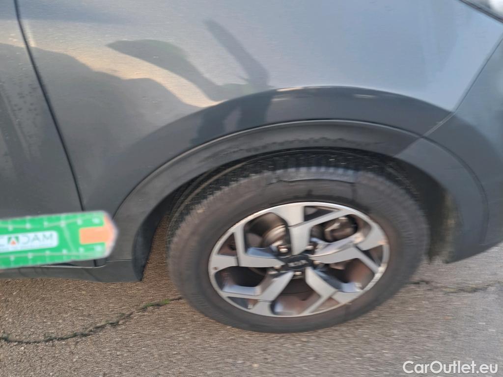  KIA  Sportage KIA  1.6MHEV Drive 100kW(136CV) 4x2(Crist Tintados) #1