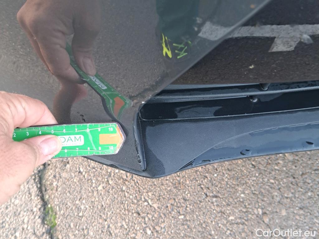  KIA  Sportage KIA  1.6MHEV Drive 100kW(136CV) 4x2(Crist Tintados) #8