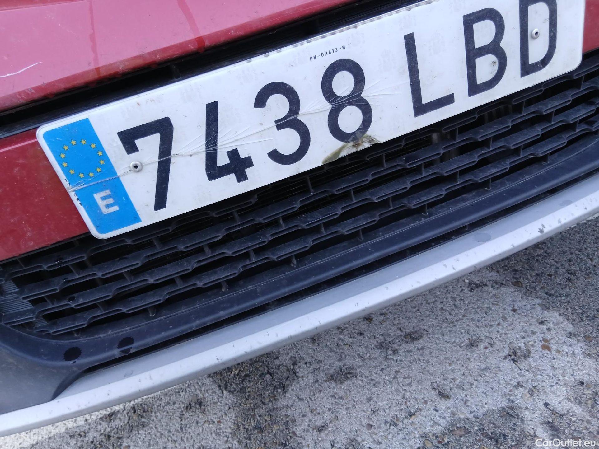  KIA  STONIC KIA  / 2017 / 5P / todoterreno 1.0 T-GDi 88kW (120CV) Black Edition(SP) #7