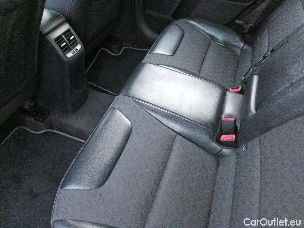  KIA  Niro KIA  PHEV / 2019 / 5P / crossover 1.6 GDi PHEV 104kW (141CV) Drive #22