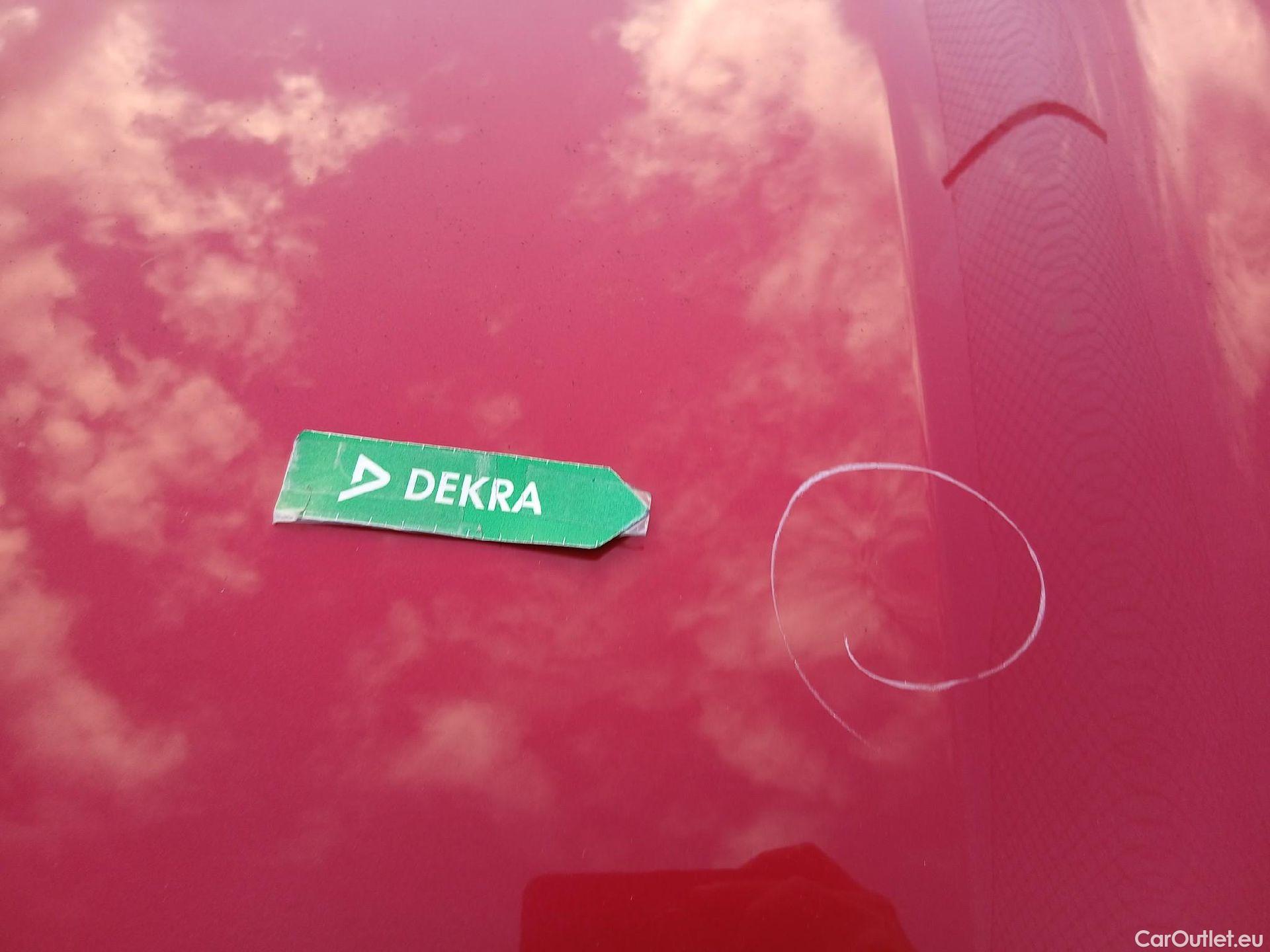  KIA  STONIC KIA  / 2017 / 5P / todoterreno 1.0 T-GDi 88kW (120CV) Black Edition(SP) #9