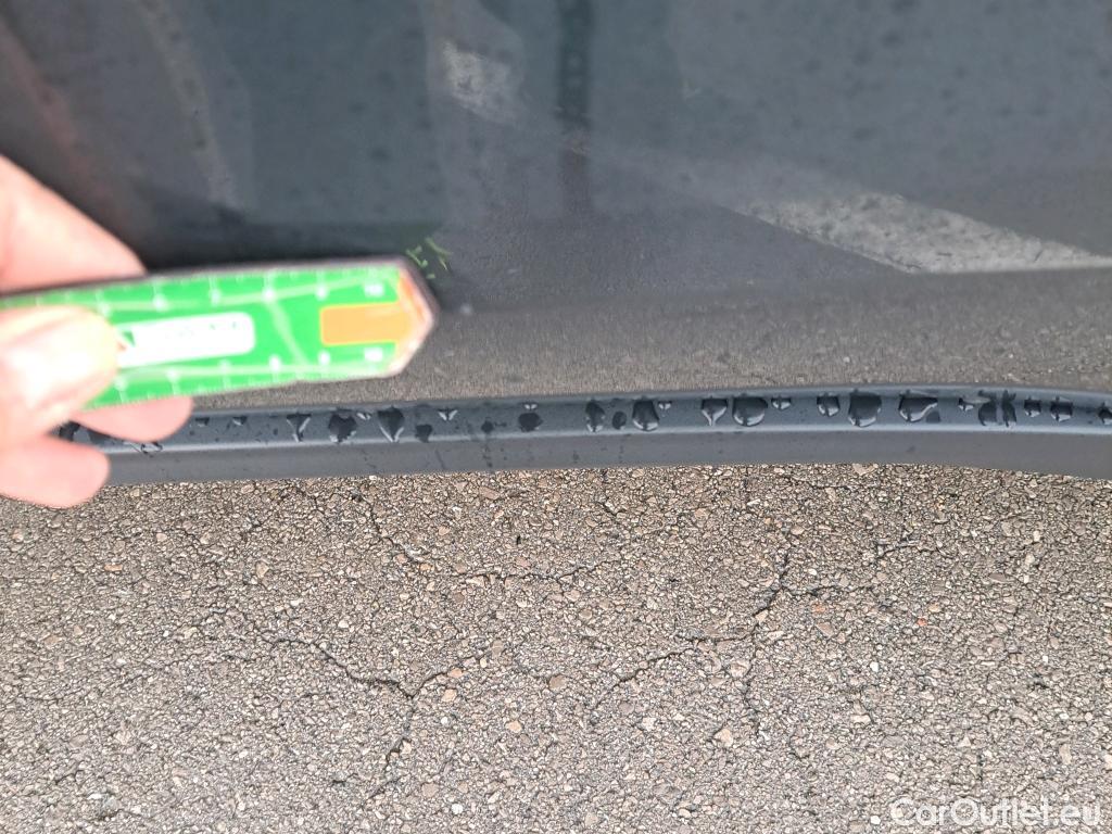  KIA  Sportage KIA  1.6MHEV Drive 100kW(136CV) 4x2(Crist Tintados) #18