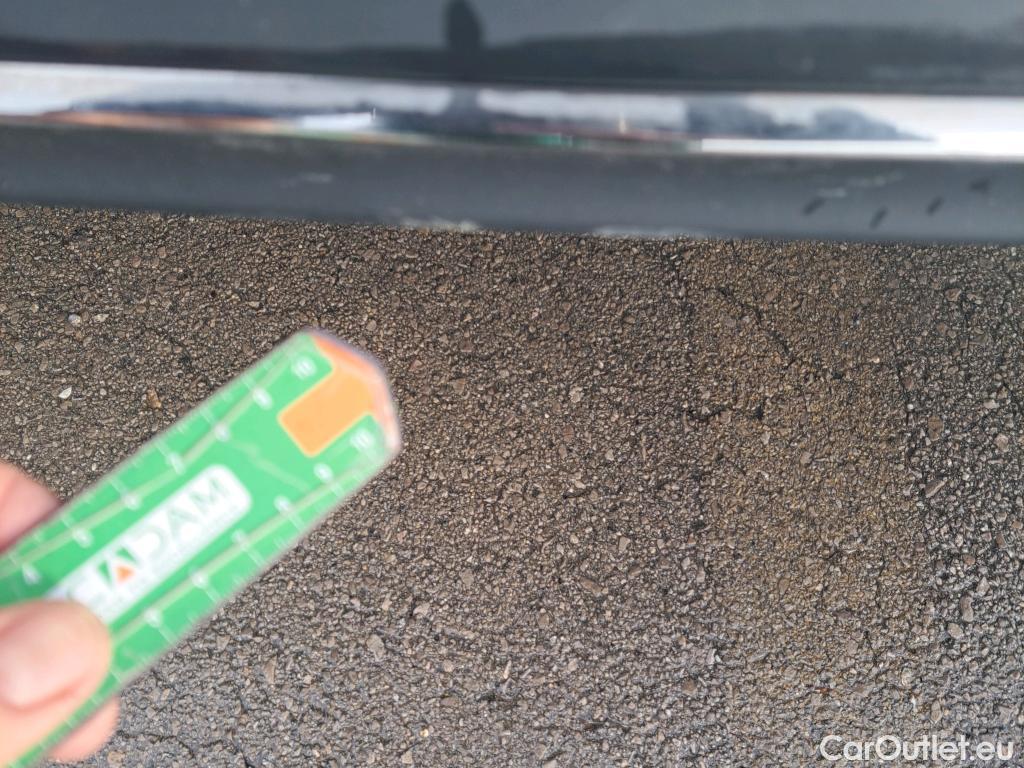  Mercedes  CLA-Klasse Clase CLA CLA 200 (118.387) 1.3 165CV AT7 E6d #51