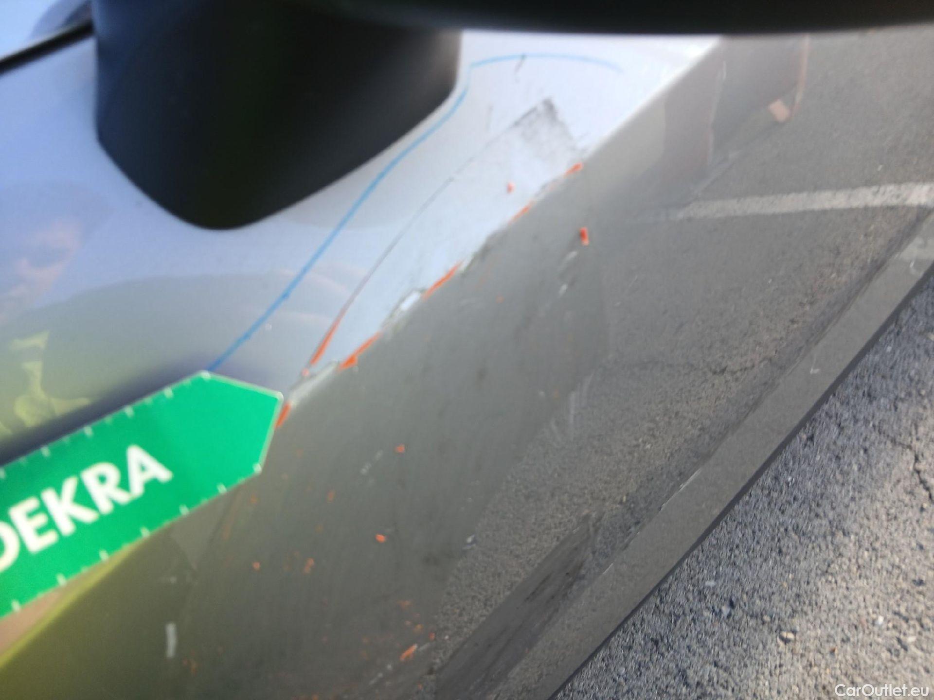  Nissan  Qashqai NISSAN  / 2021 / 5P / todoterreno DIG-T 103kW (140CV) mHEV 4x2 Acenta #15