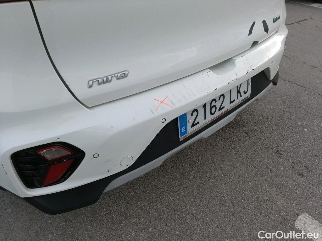  KIA  Niro KIA  PHEV / 2019 / 5P / crossover 1.6 GDi PHEV 104kW (141CV) Drive #19