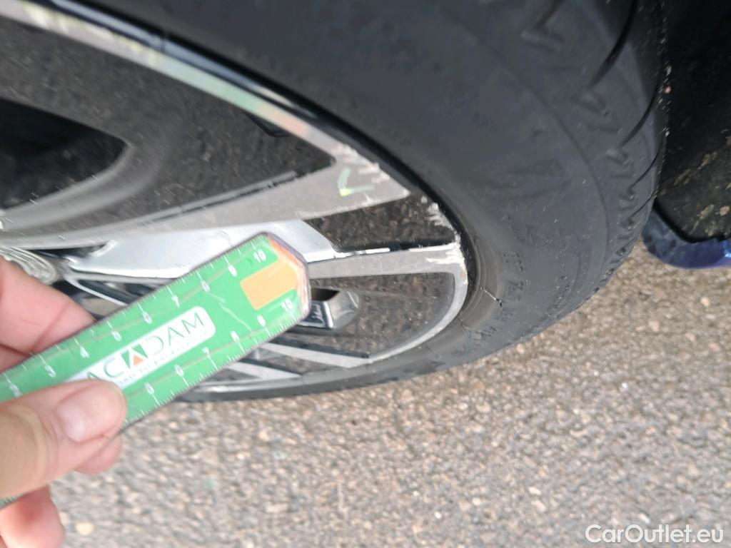  Mercedes  CLA-Klasse Clase CLA CLA 200 (118.387) 1.3 165CV AT7 E6d #19