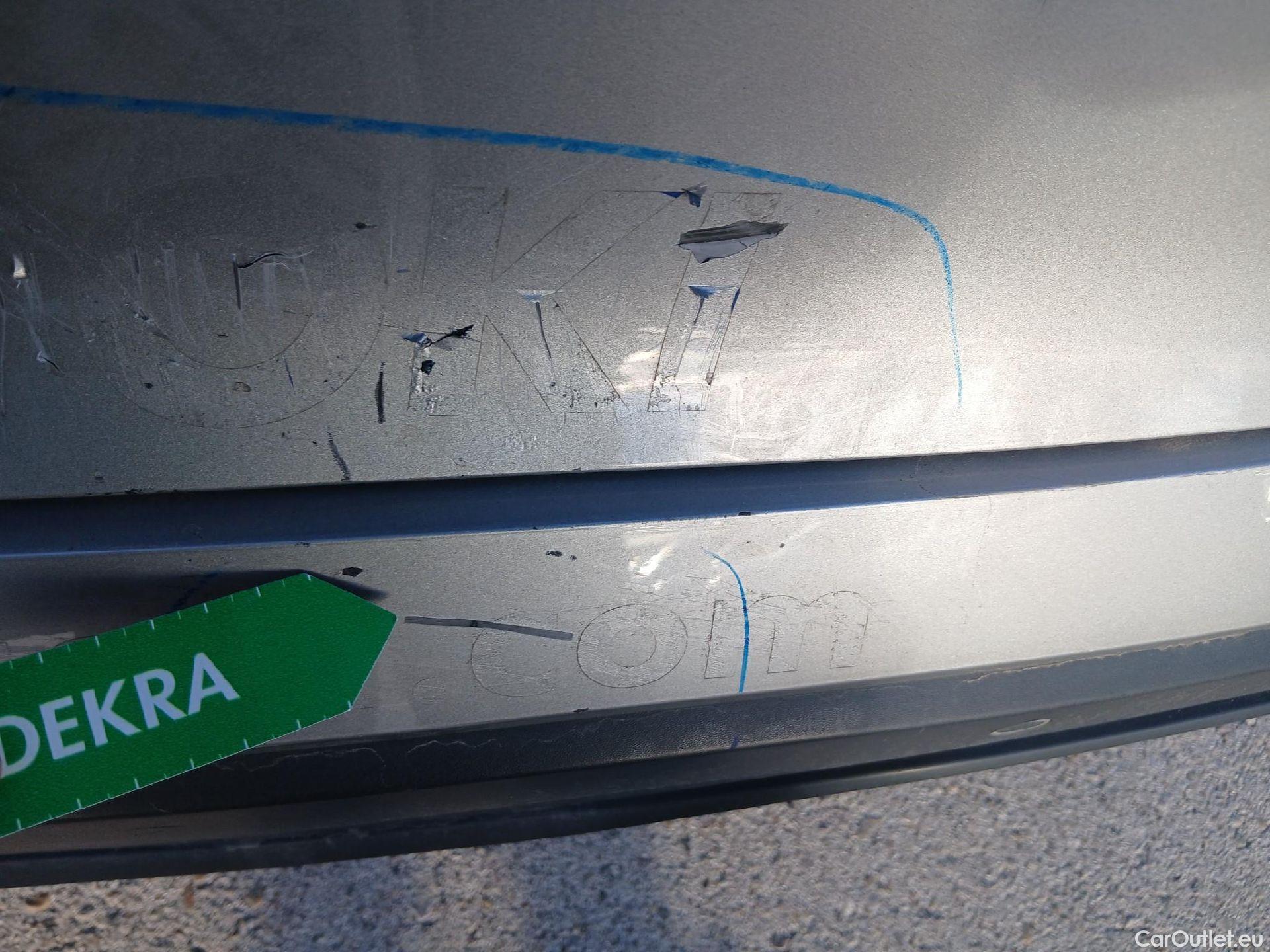  Nissan  Qashqai NISSAN  / 2021 / 5P / todoterreno DIG-T 103kW (140CV) mHEV 4x2 Acenta #20