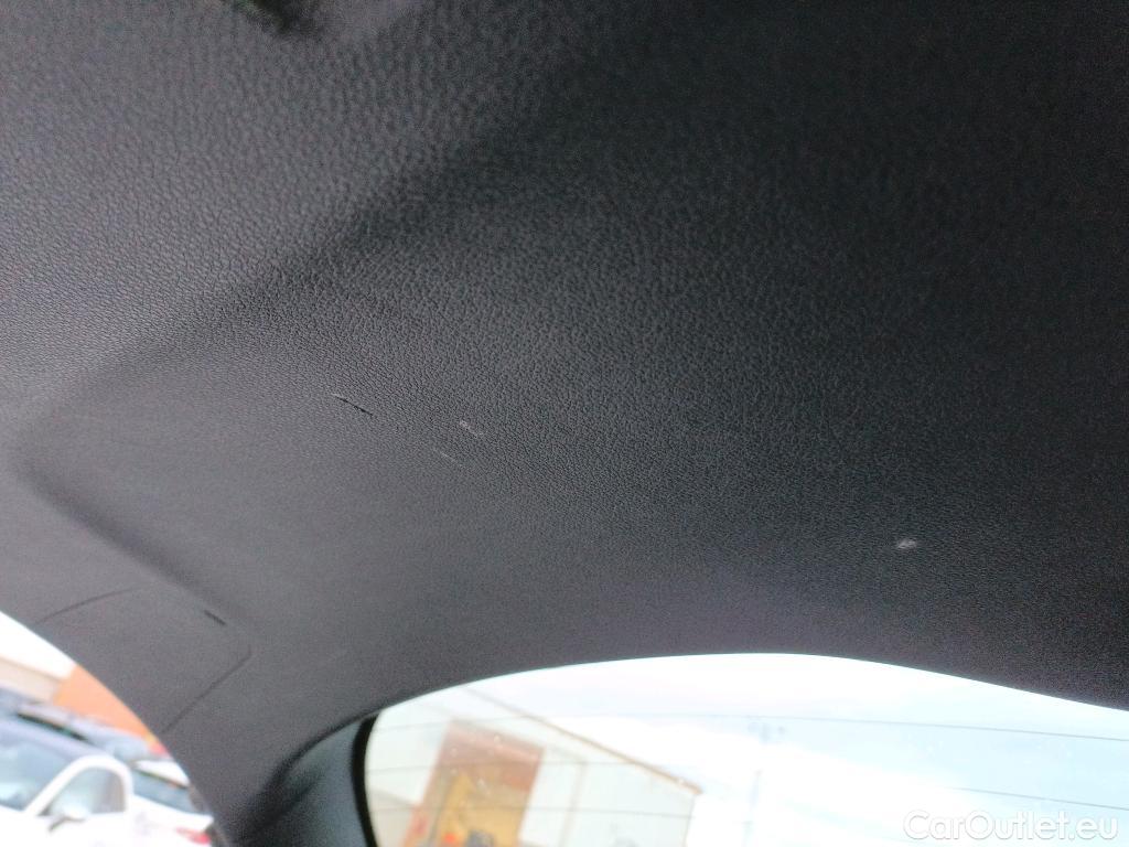  KIA  Niro KIA  PHEV / 2019 / 5P / crossover 1.6 GDi PHEV 104kW (141CV) Drive #26