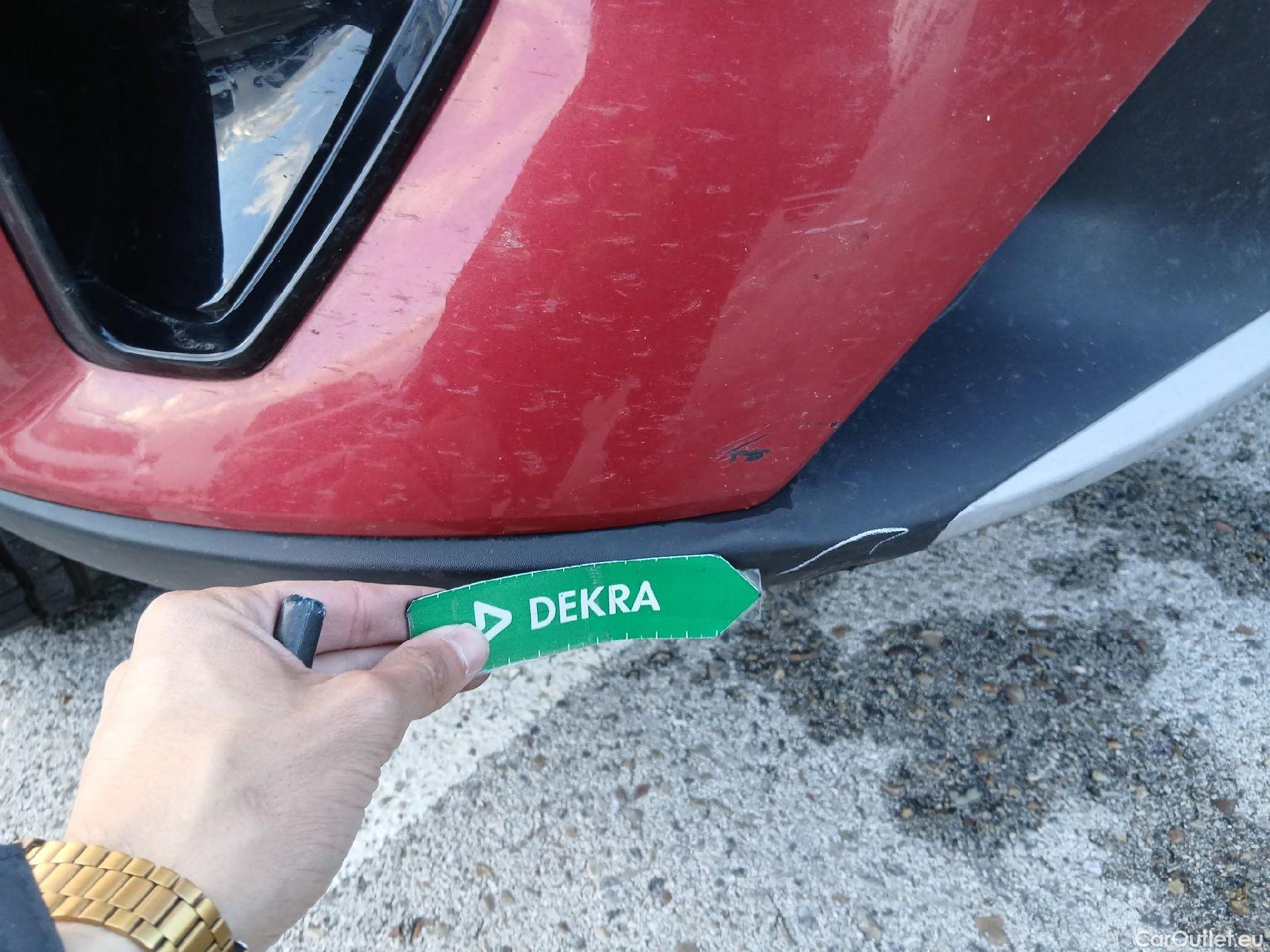  KIA  STONIC KIA  / 2017 / 5P / todoterreno 1.0 T-GDi 88kW (120CV) Black Edition(SP) #3