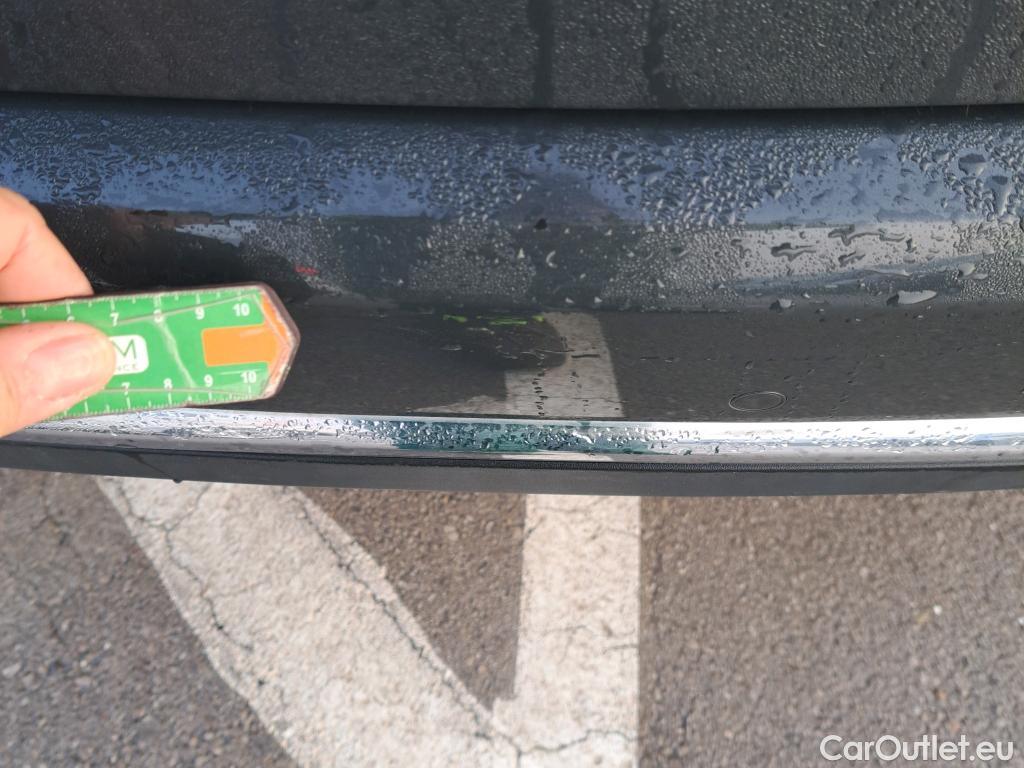  KIA  Sportage KIA  1.6MHEV Drive 100kW(136CV) 4x2(Crist Tintados) #21