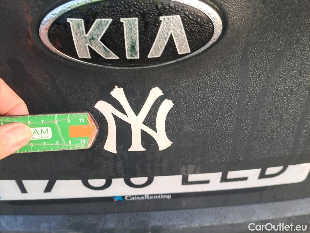  KIA  Sportage KIA  1.6MHEV Drive 100kW(136CV) 4x2(Crist Tintados) #10