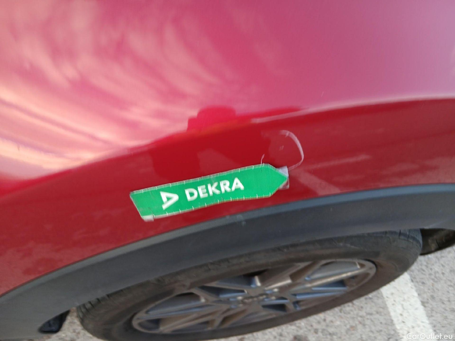  KIA  STONIC KIA  / 2017 / 5P / todoterreno 1.0 T-GDi 88kW (120CV) Black Edition(SP) #43