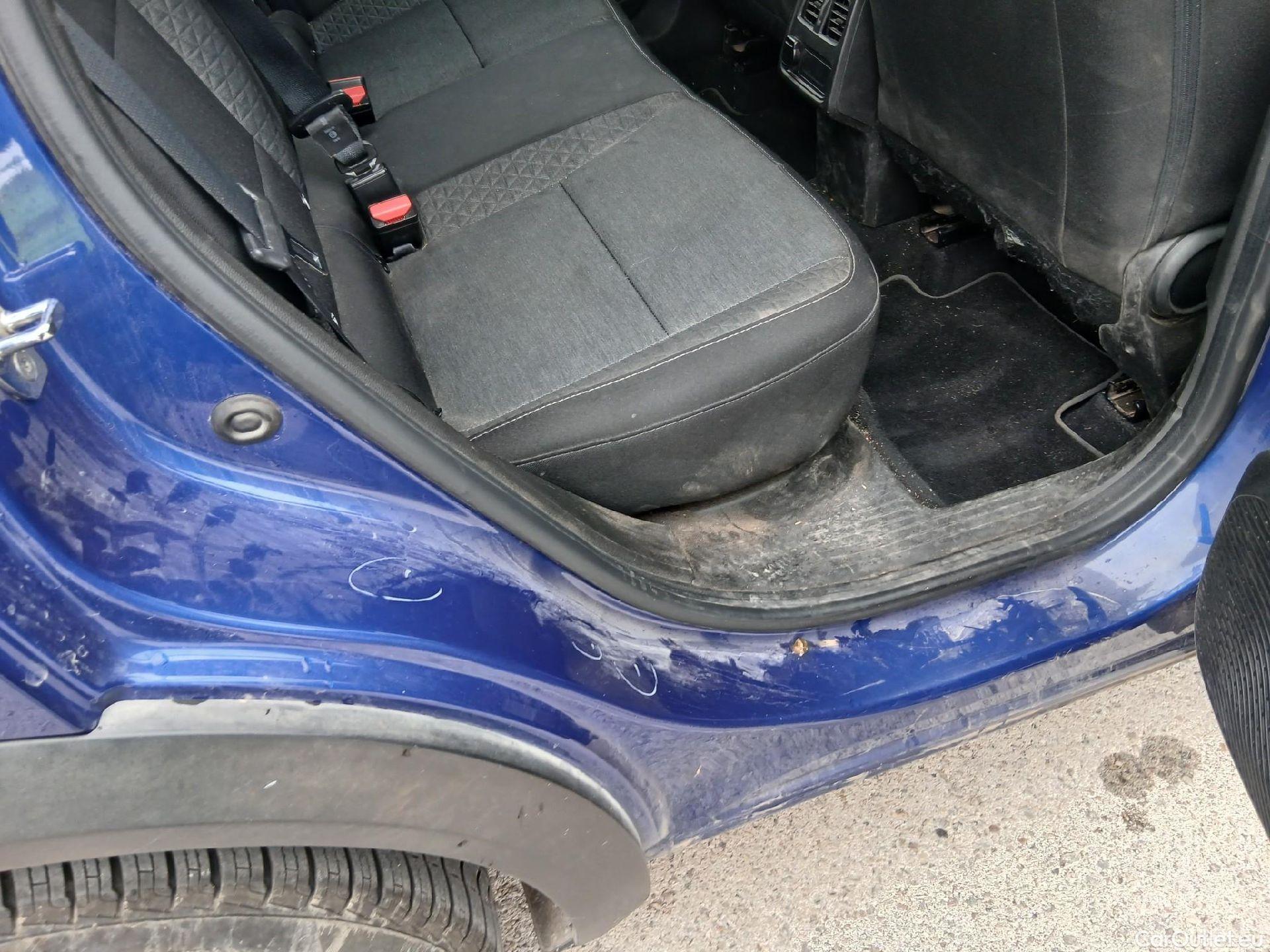  Renault  Captur RENAULT  / 2020 / 5P / todoterreno Intens TCe 90 #46