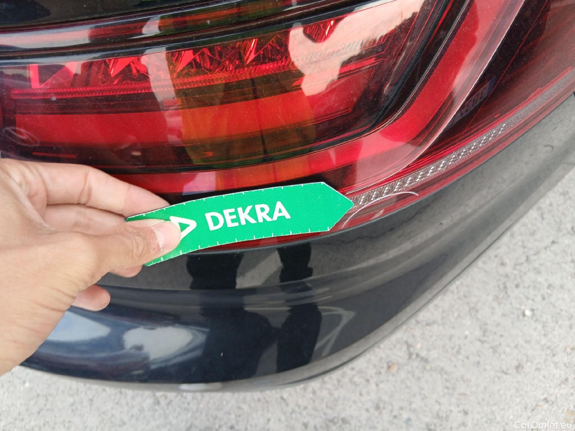  Volkswagen  Arteon VOLKSWAGEN  / 2017 / 5P / berlina con portón R-Line 2.0 TDI 110kW (150CV) #30