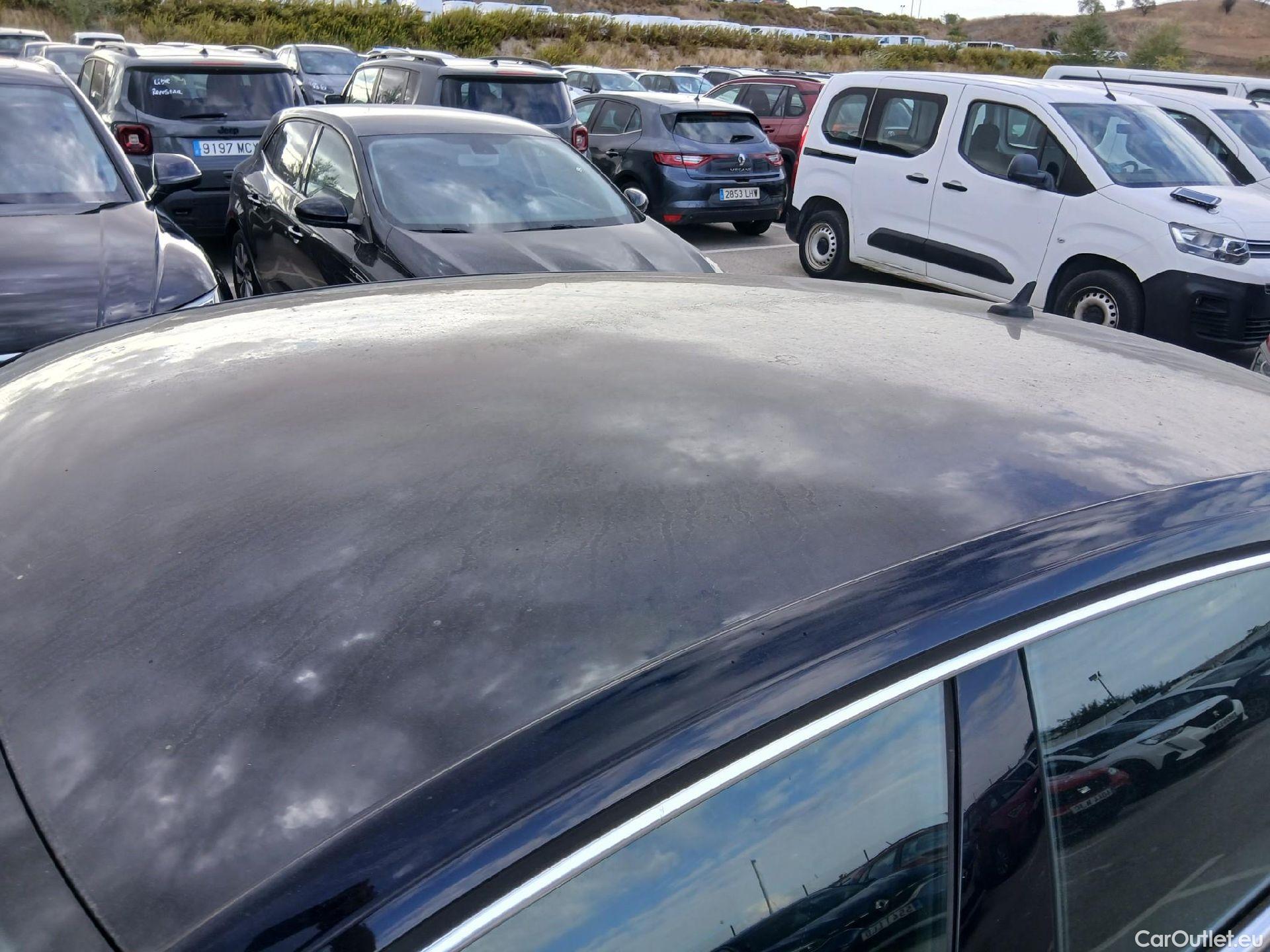  Volkswagen  Arteon VOLKSWAGEN  / 2017 / 5P / berlina con portón R-Line 2.0 TDI 110kW (150CV) #22