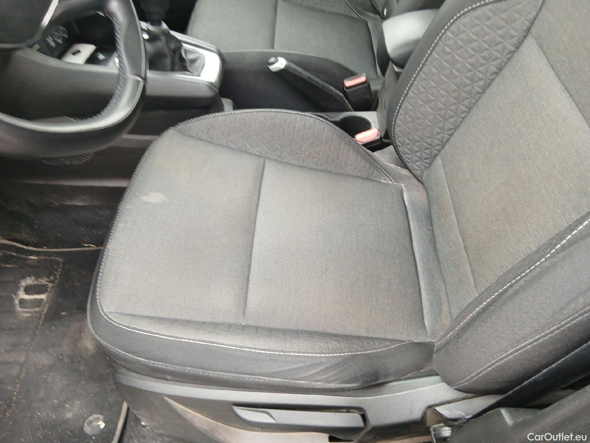  Renault  Captur RENAULT  / 2020 / 5P / todoterreno Intens TCe 90 #16