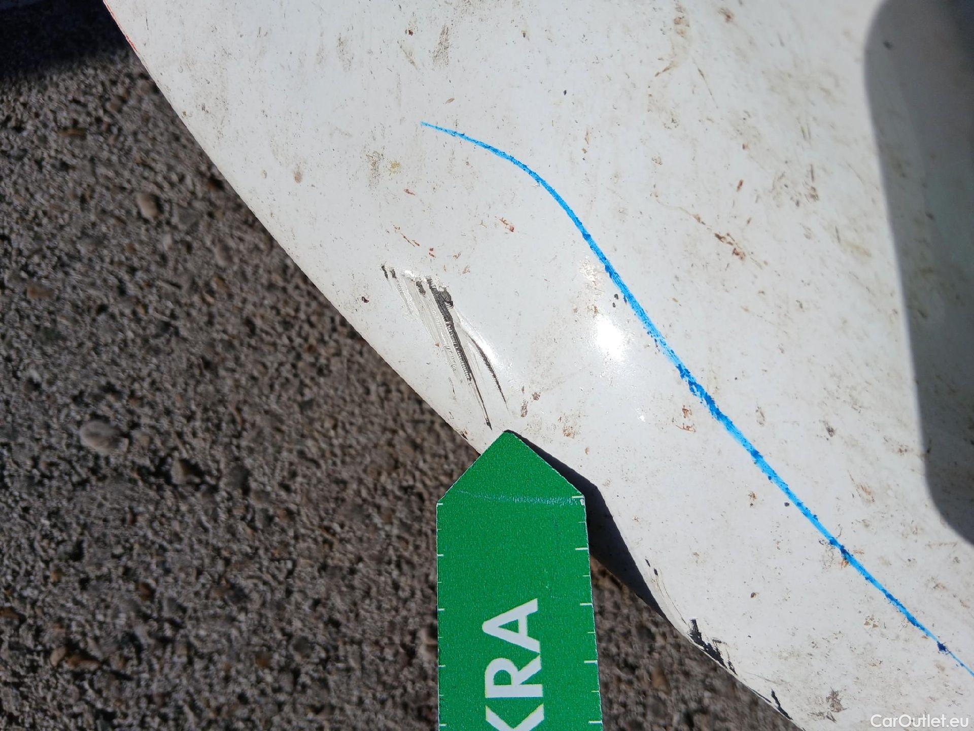  Toyota  Yaris TOYOTA  / 2020 / 5P / berlina con portón 1.5 120H Active Tech #6