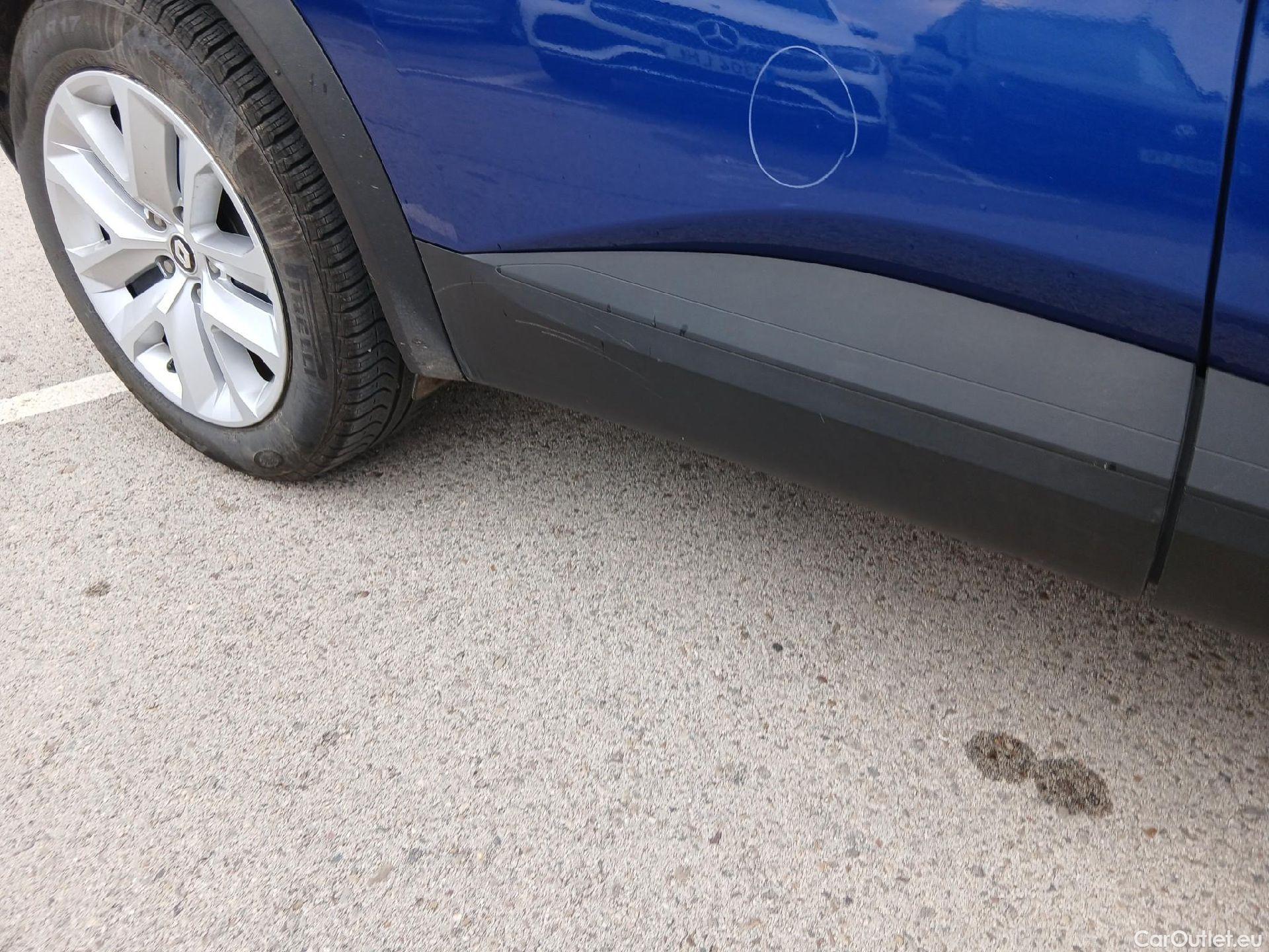  Renault  Captur RENAULT  / 2020 / 5P / todoterreno Intens TCe 90 #40