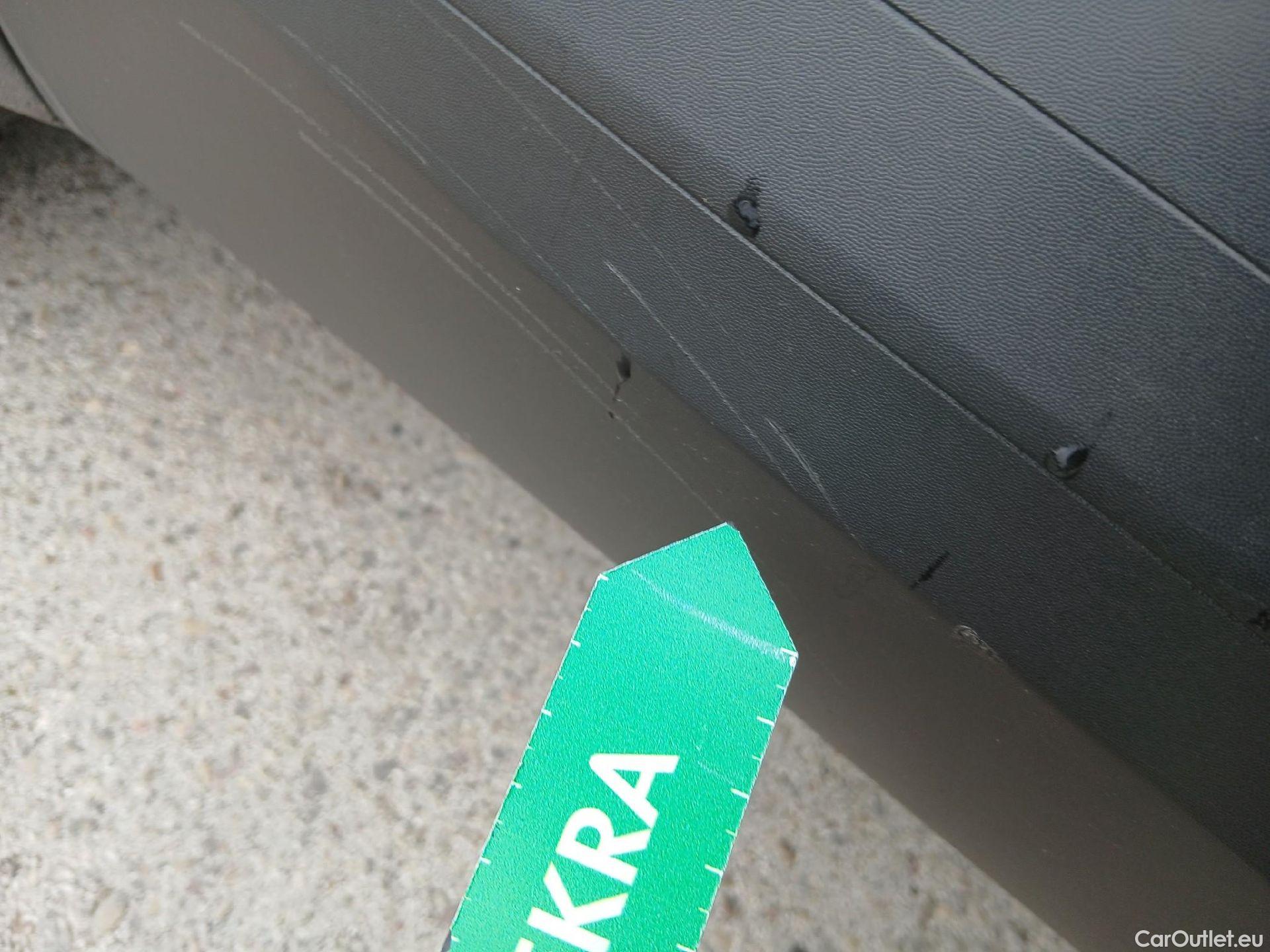  Renault  Captur RENAULT  / 2020 / 5P / todoterreno Intens TCe 90 #41