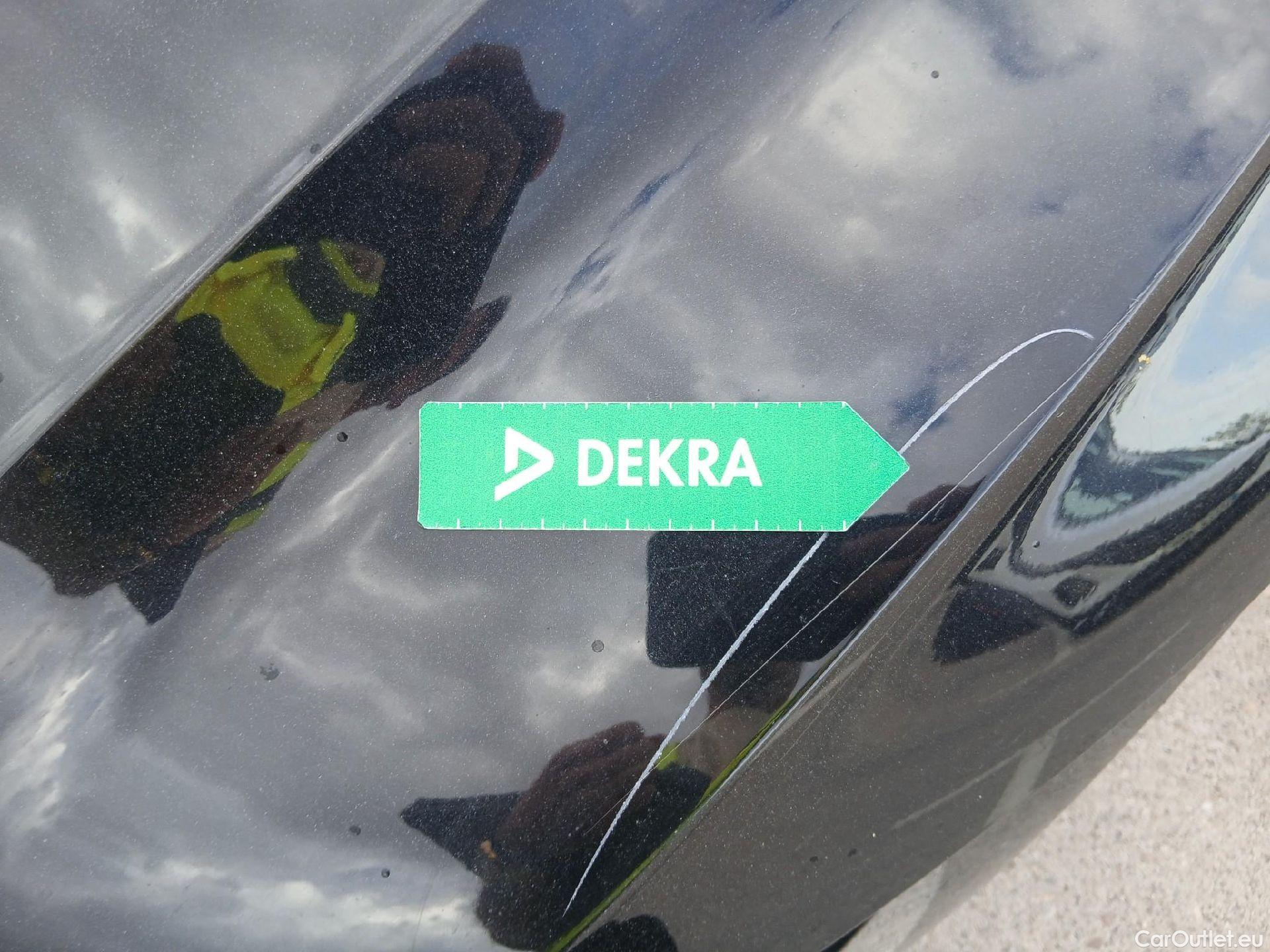  Volkswagen  Arteon VOLKSWAGEN  / 2017 / 5P / berlina con portón R-Line 2.0 TDI 110kW (150CV) #13