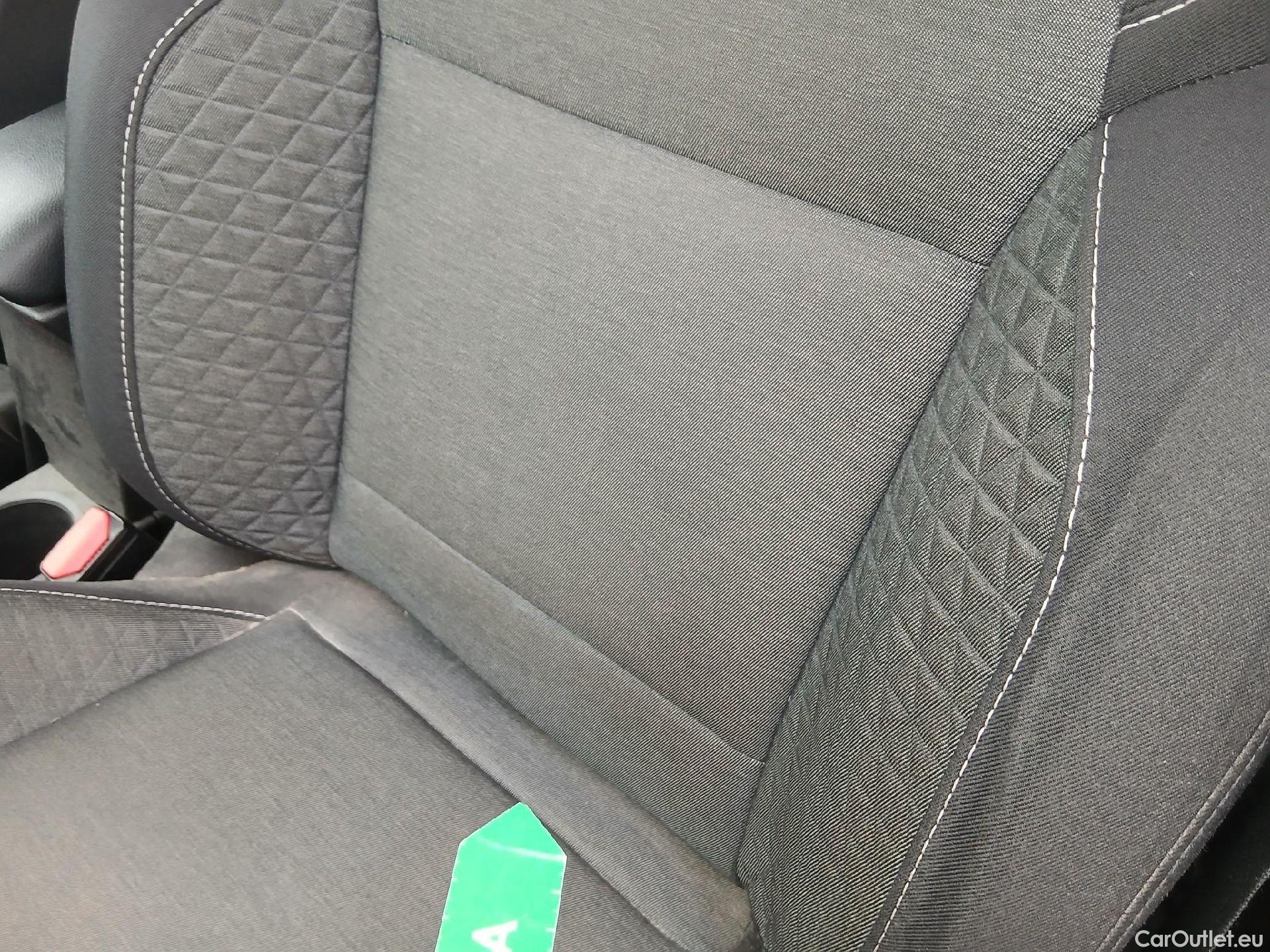  Renault  Captur RENAULT  / 2020 / 5P / todoterreno Intens TCe 90 #15