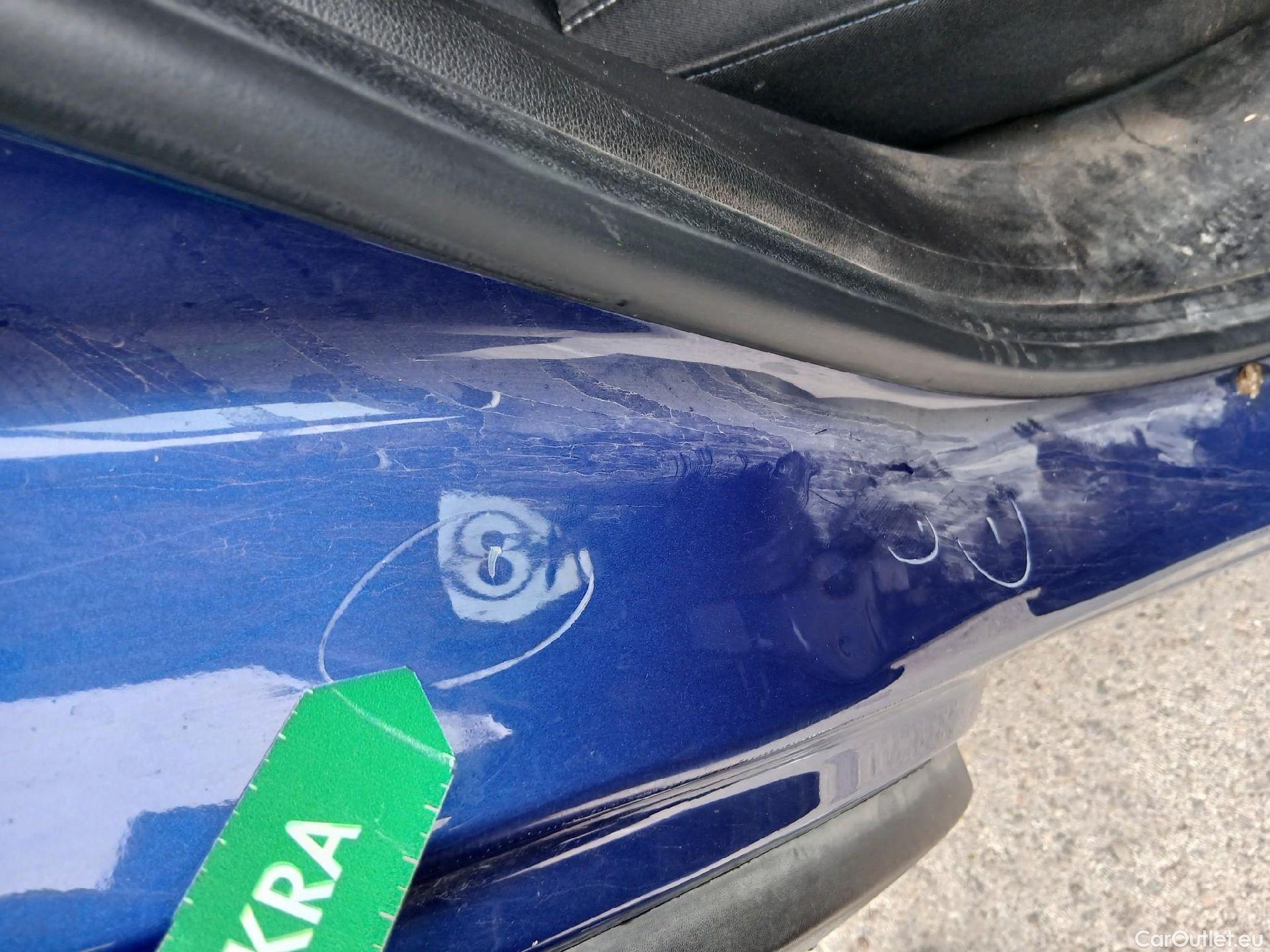  Renault  Captur RENAULT  / 2020 / 5P / todoterreno Intens TCe 90 #47