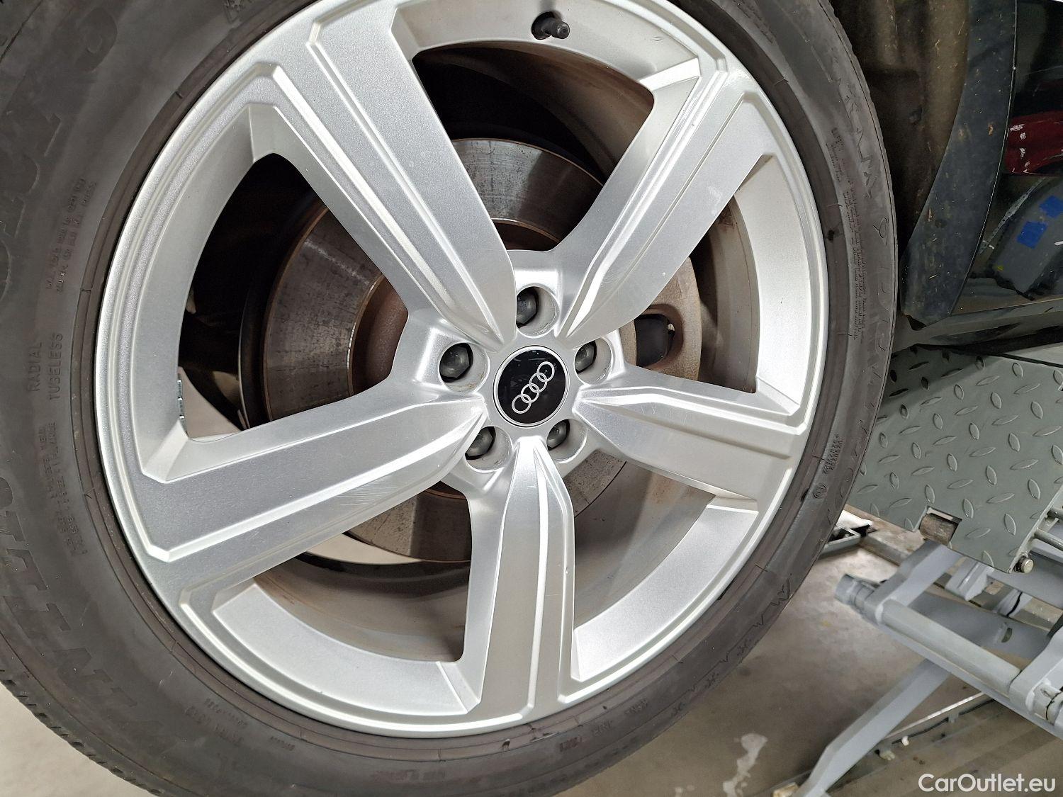  Audi  E-TRON Audi,  '19 BEV, Audi  55 Quattro Advanced 5d #1