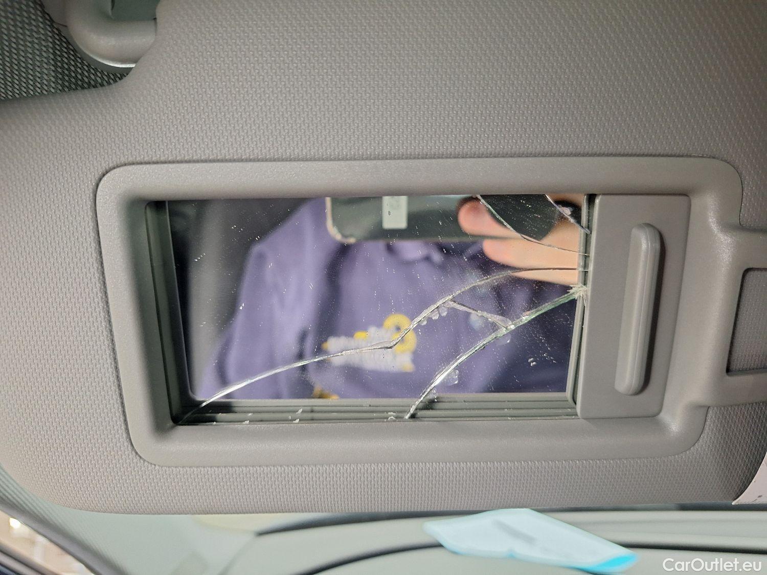  Audi  A3 Audi,  Berline FL'16, Audi  Berline 1.0 TFSi 30 85kW 4d #34