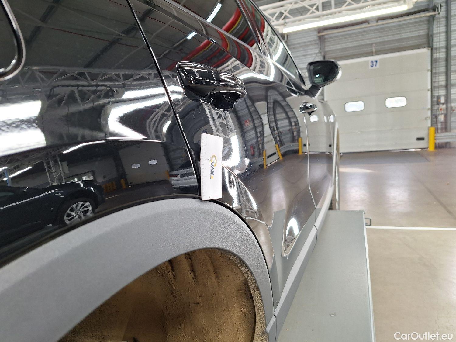  Audi  Q3 Audi,  '18, Audi  35 TDI S Tronic Bus. Ed. Attraction 5d #10